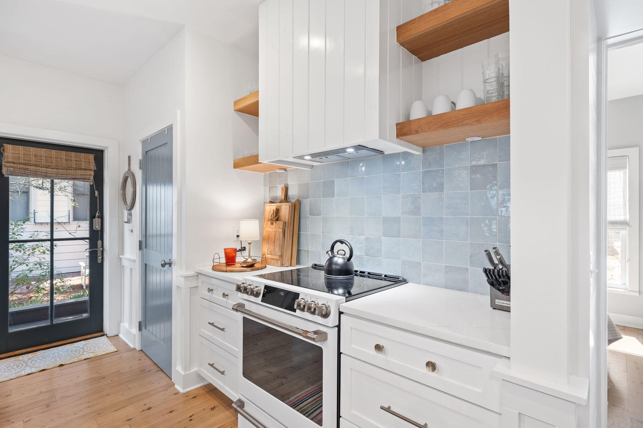MAGNOLIA COTTAGES - Residential