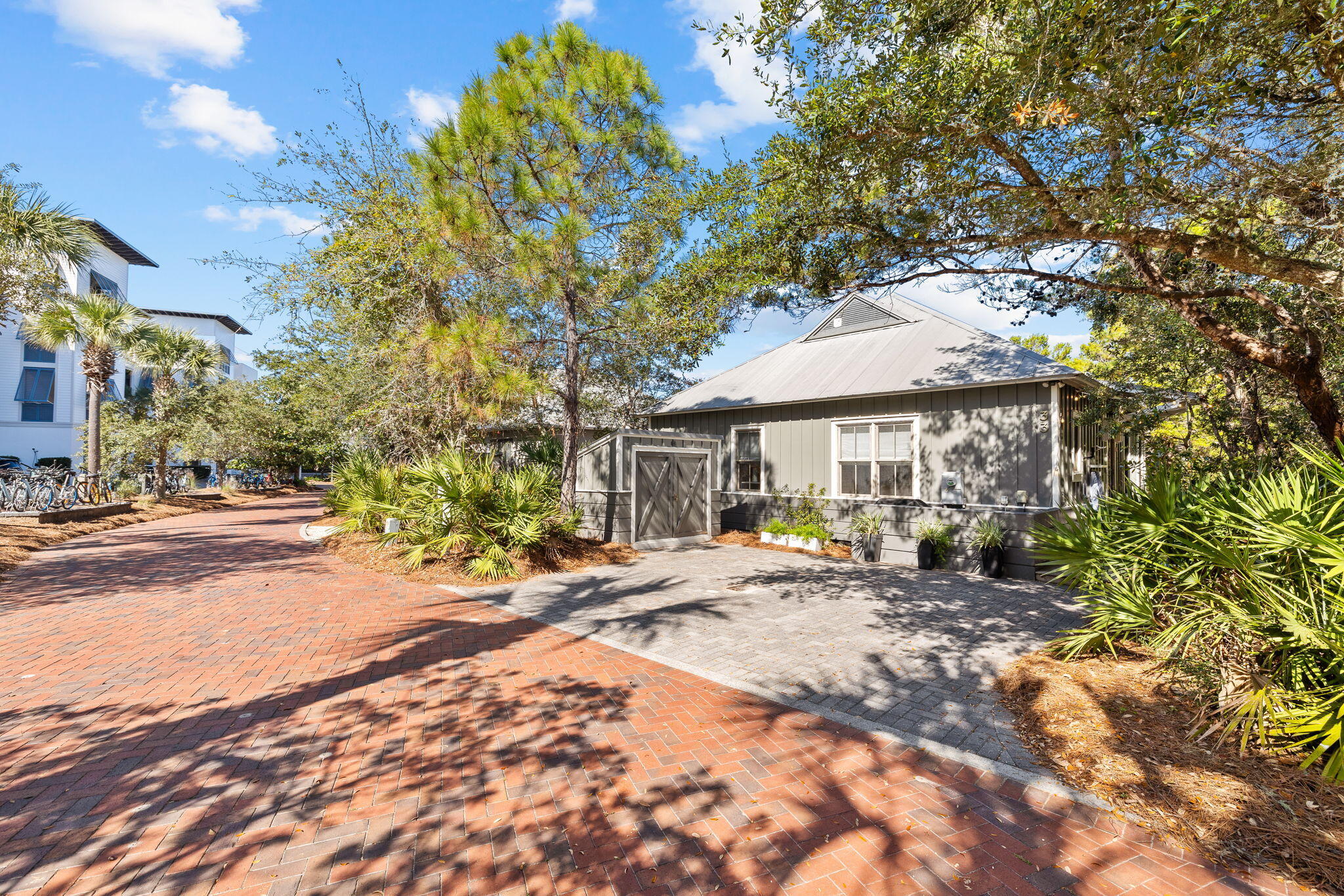 MAGNOLIA COTTAGES - Residential