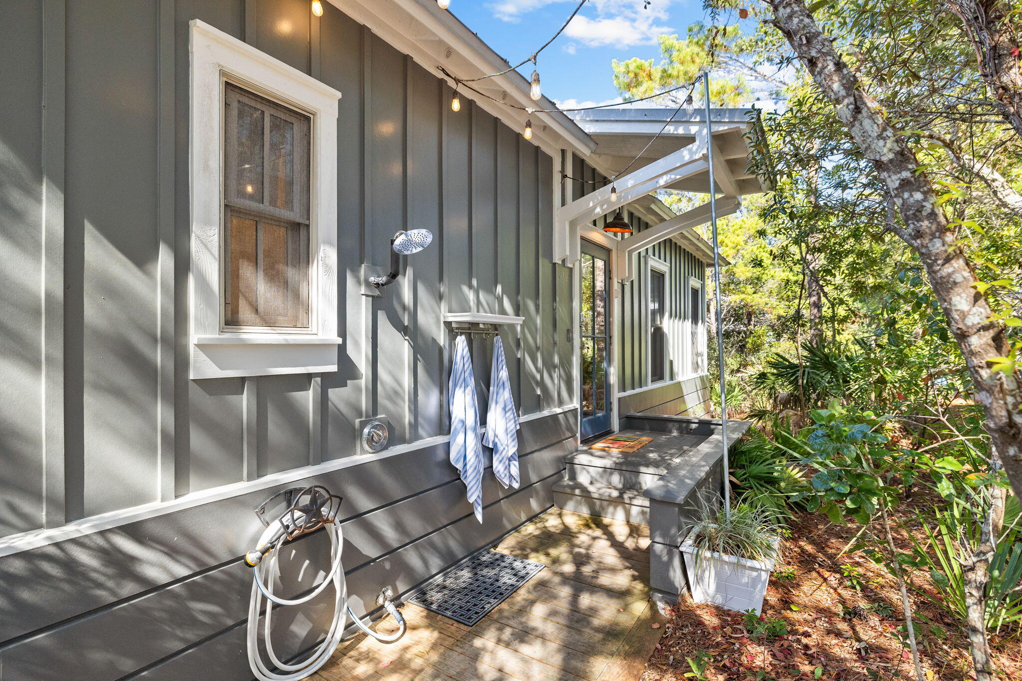 MAGNOLIA COTTAGES - Residential