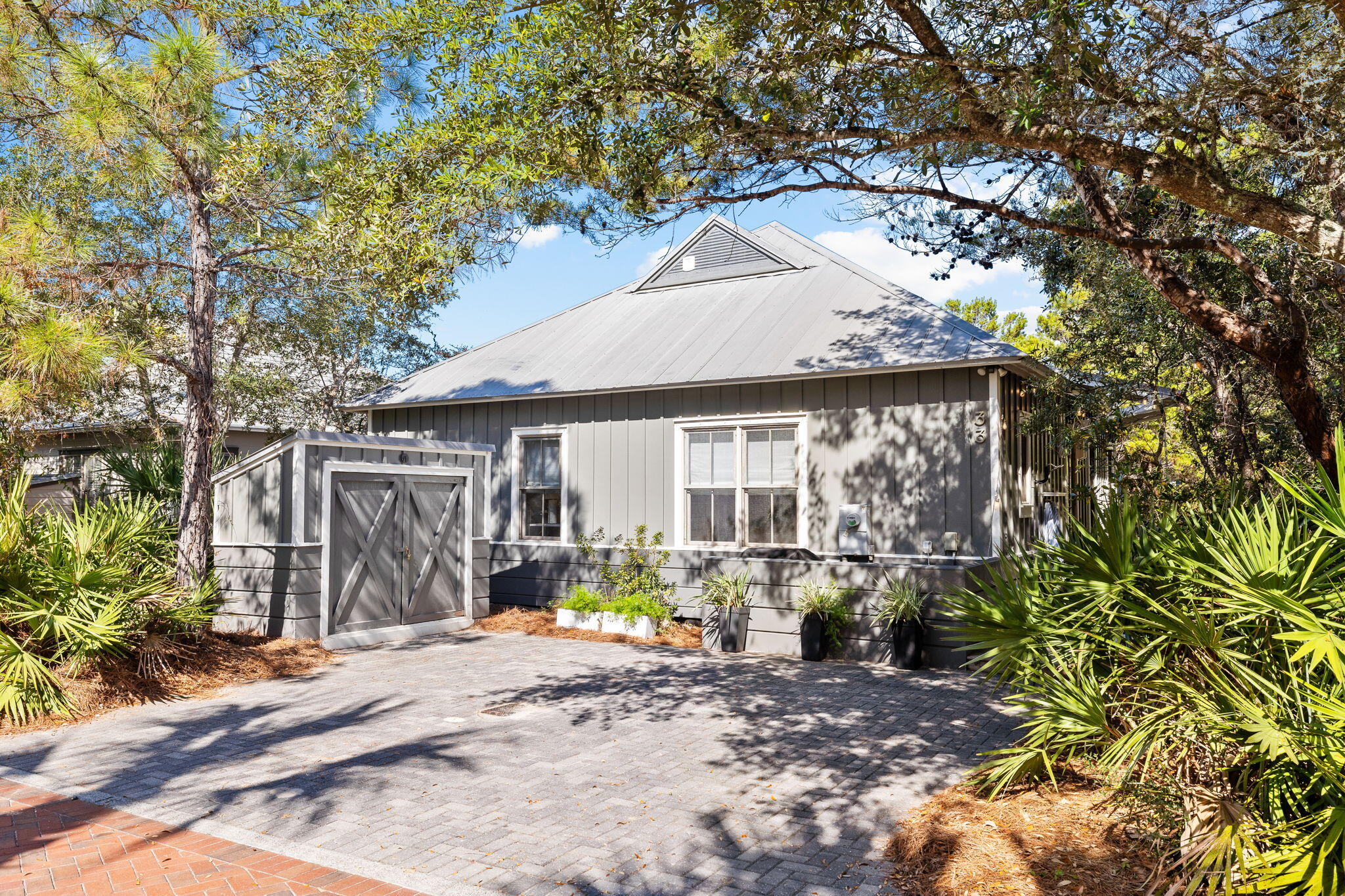 MAGNOLIA COTTAGES - Residential