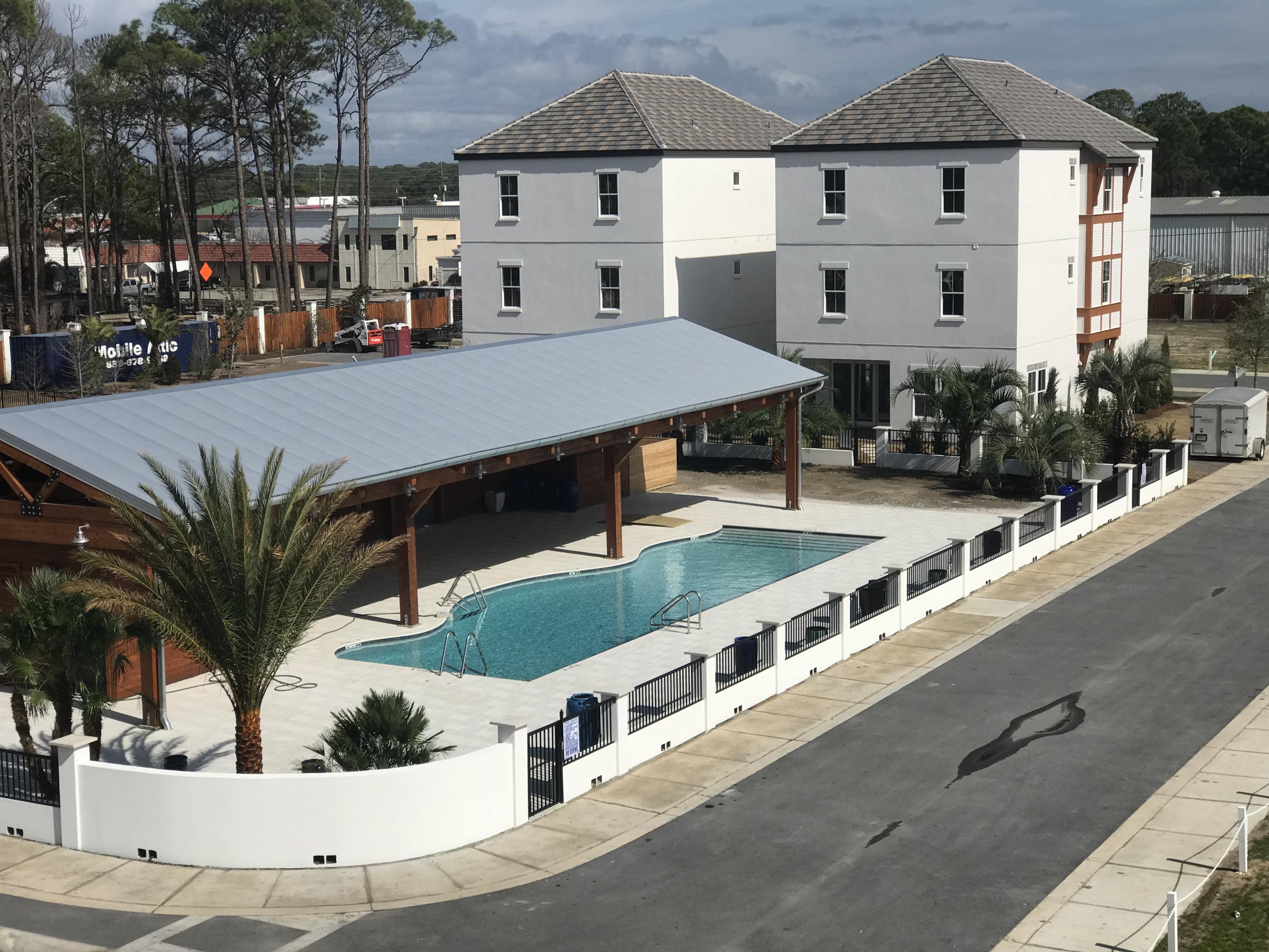 The Retreat at Miramar - Residential