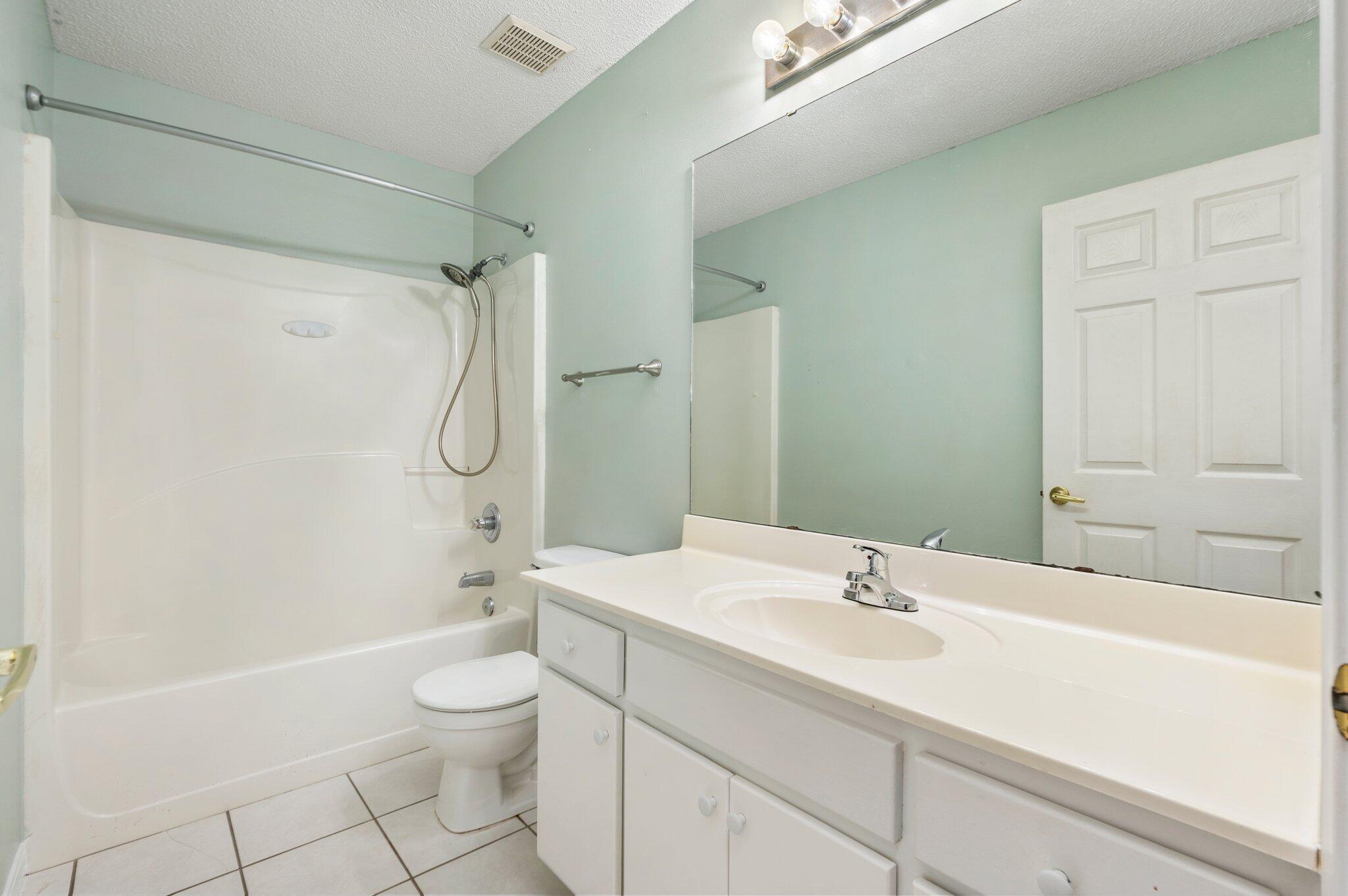 2505 - Auburn & Garden City - Residential