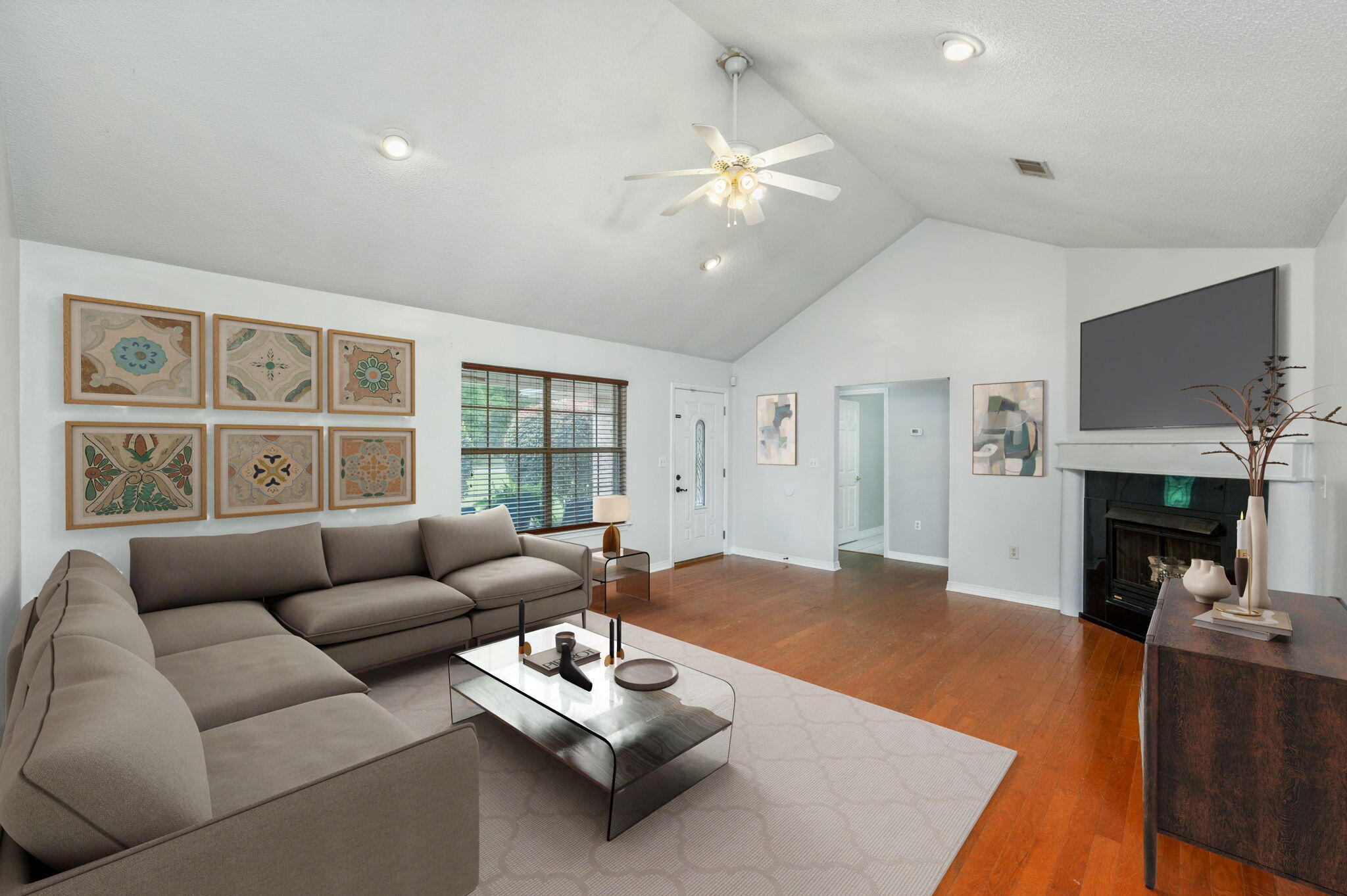 2505 - Auburn & Garden City - Residential