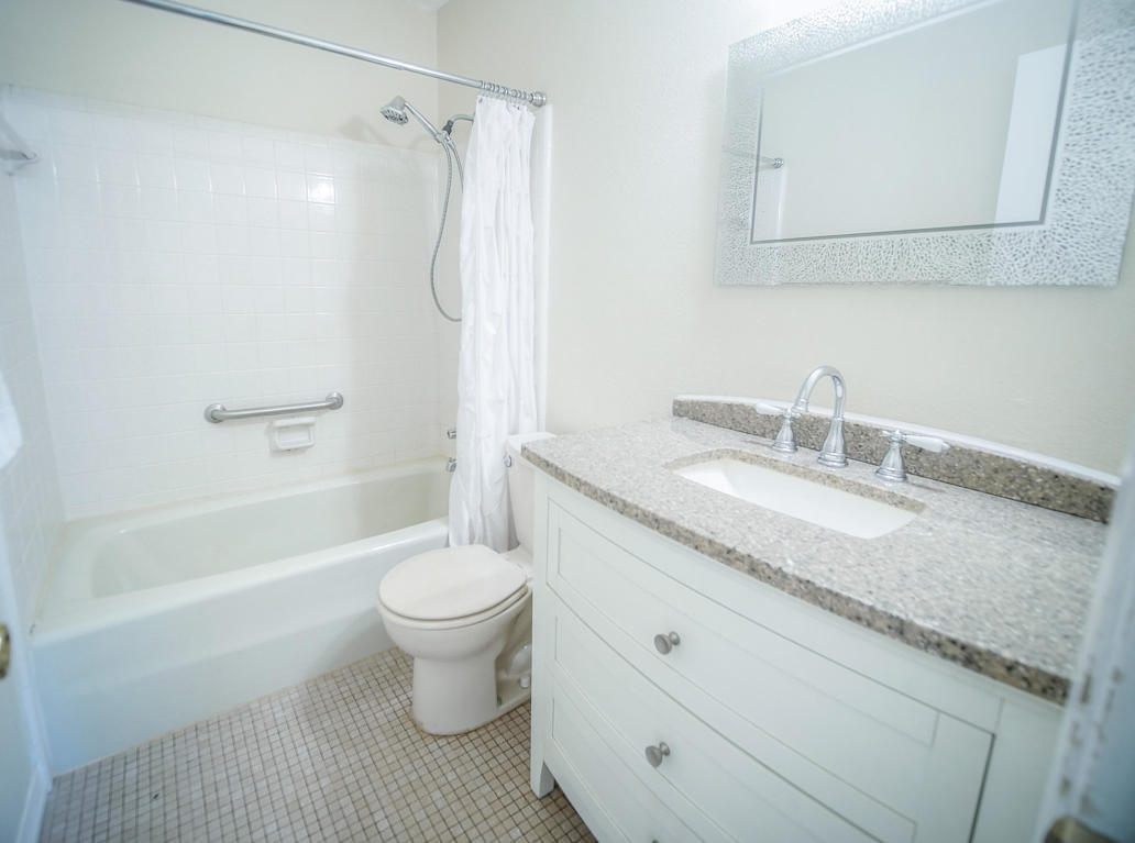 EDGE WATER VILLAGE NORTH - Residential Lease