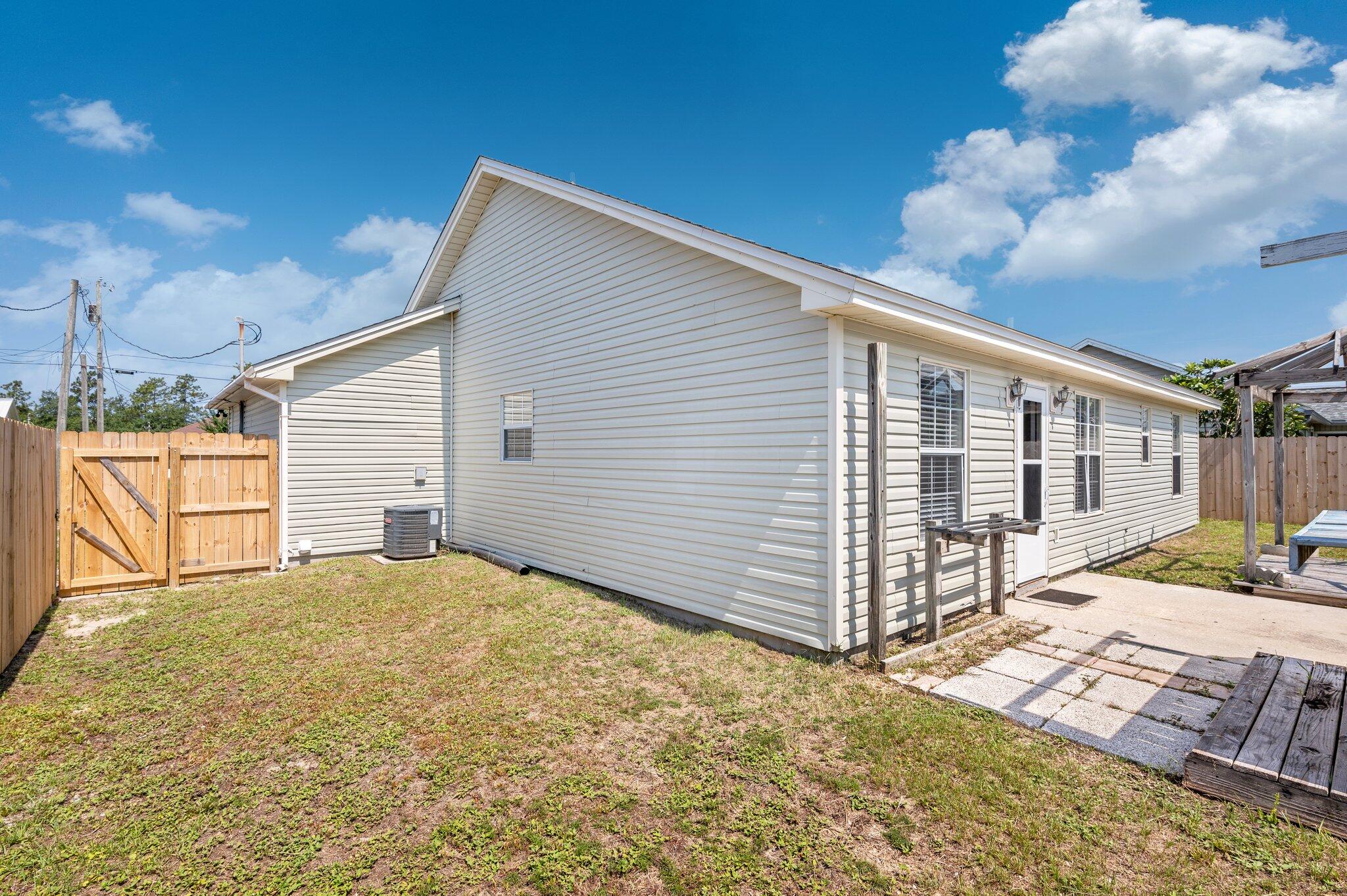 CARDINAL ESTATES - Residential Lease