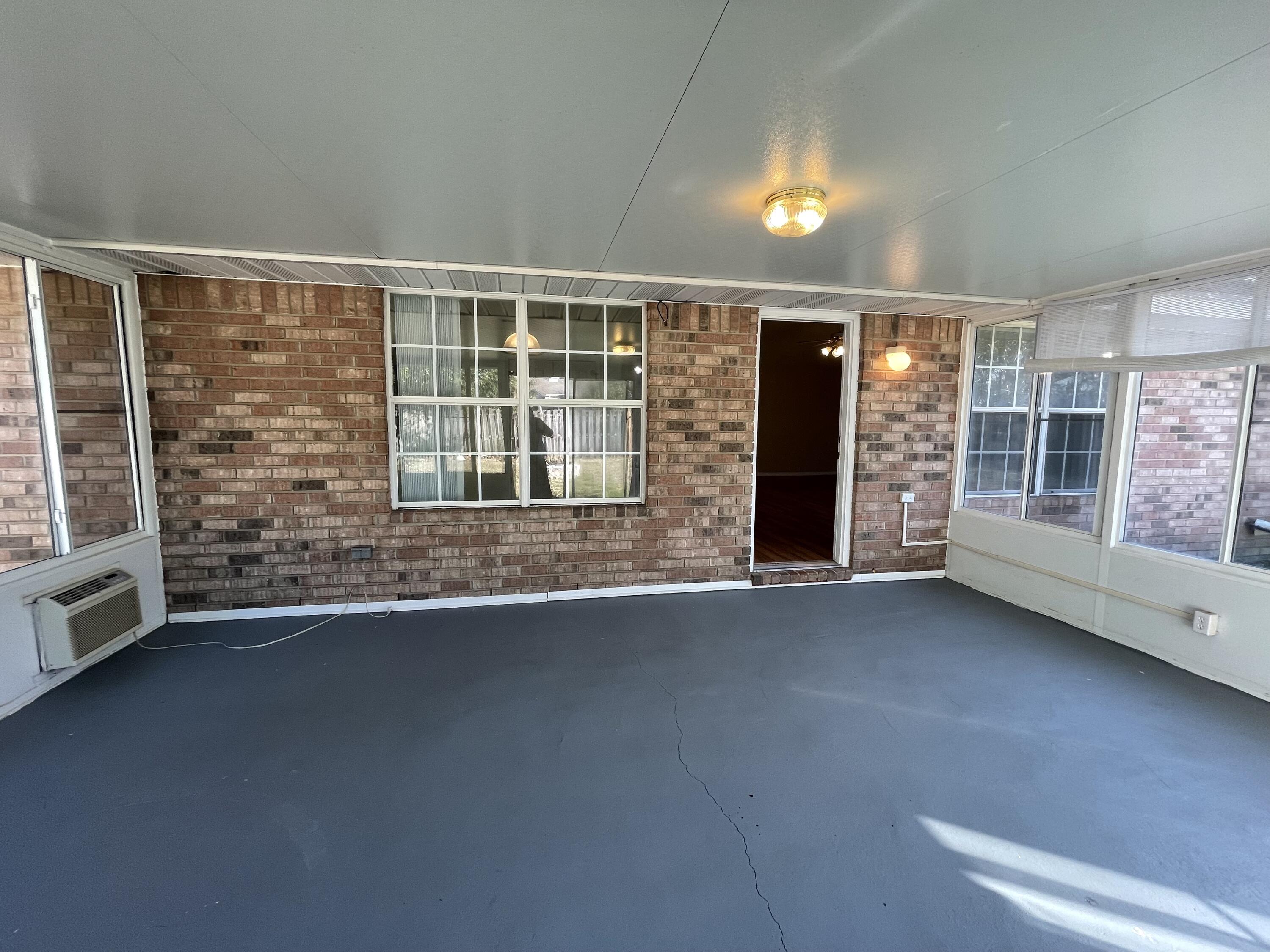 STEEPLECHASE PH 1 - Residential Lease