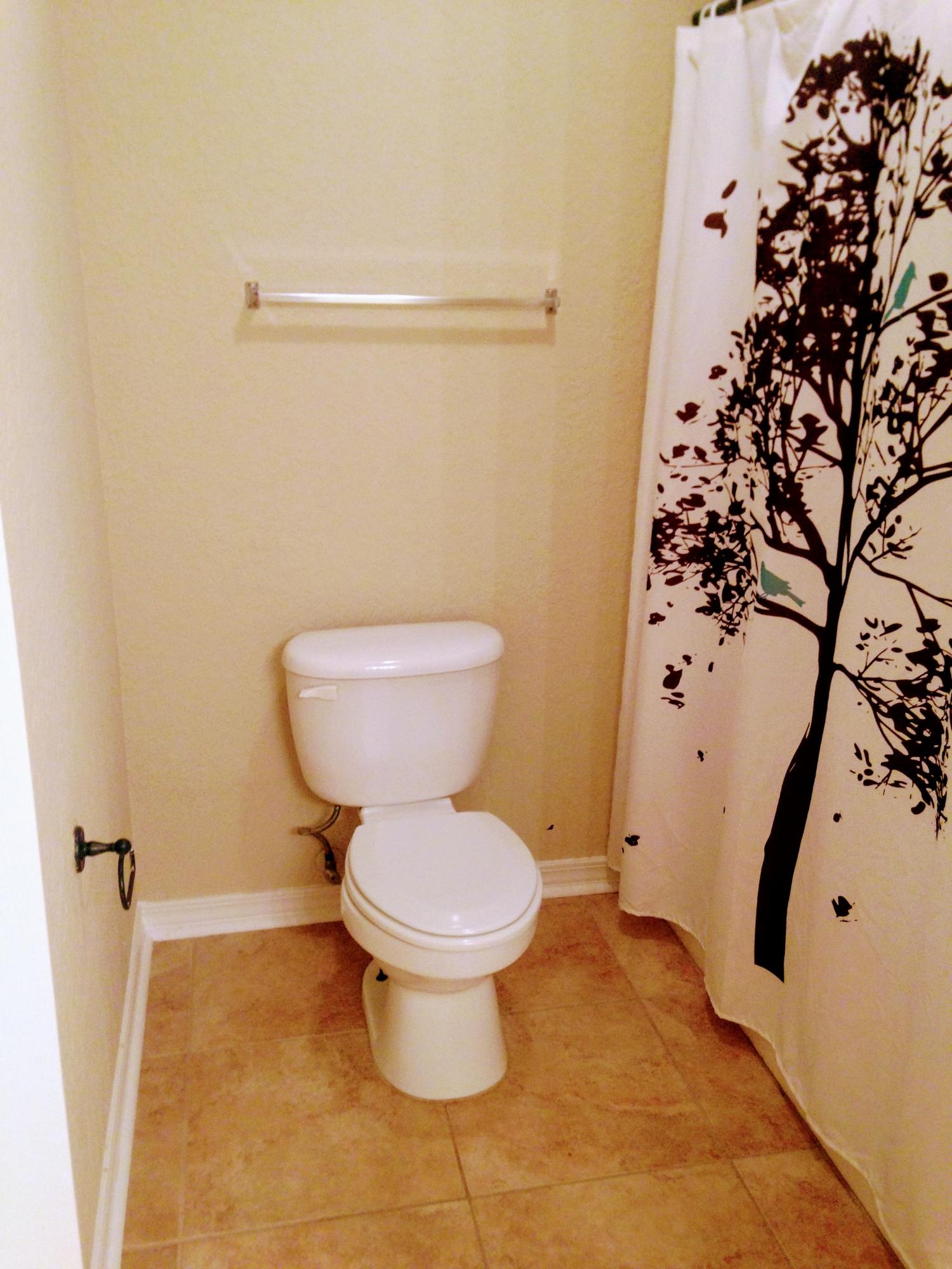 EMERALD LAKES PH 1 - Residential Lease