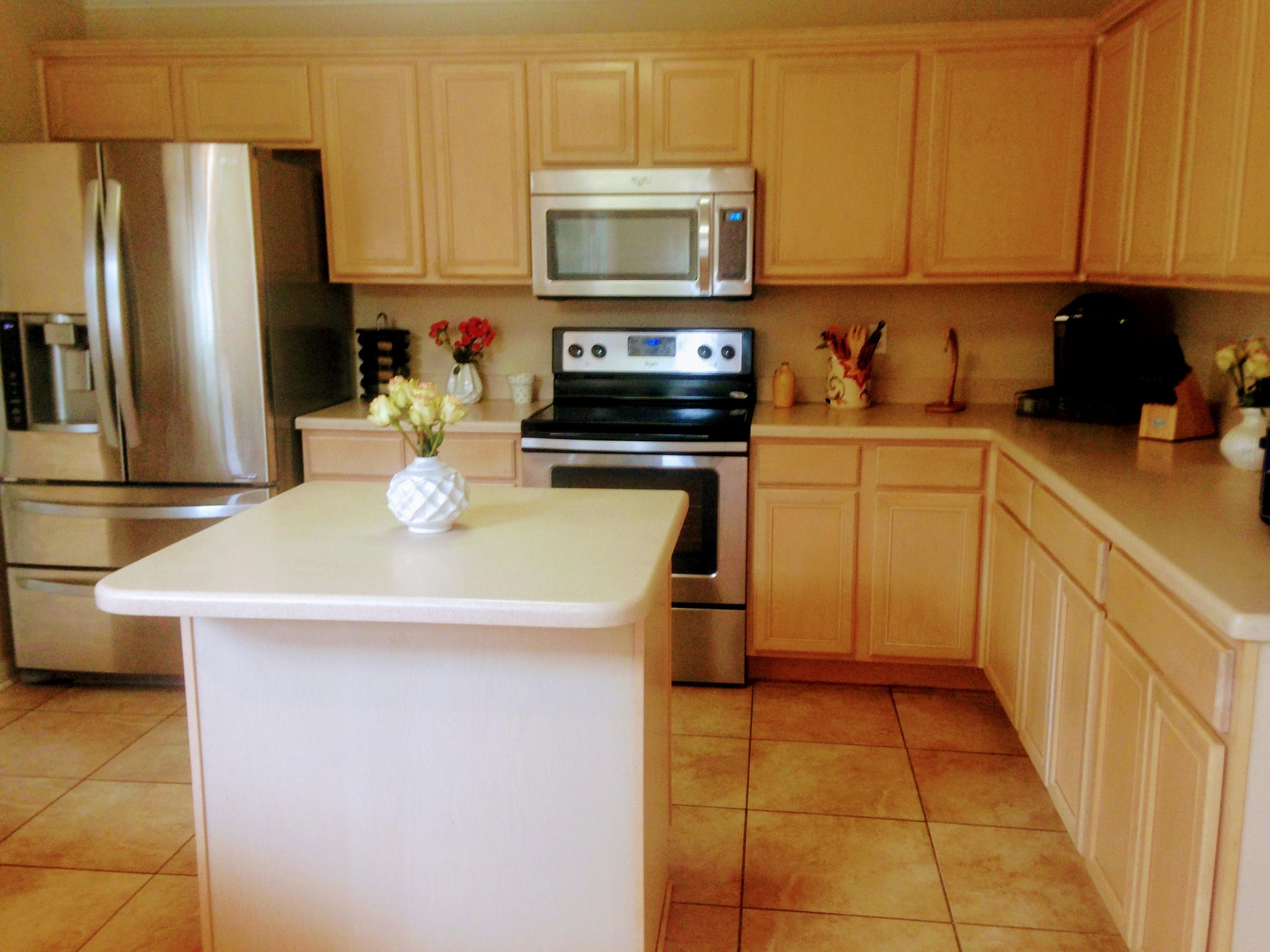 EMERALD LAKES PH 1 - Residential Lease