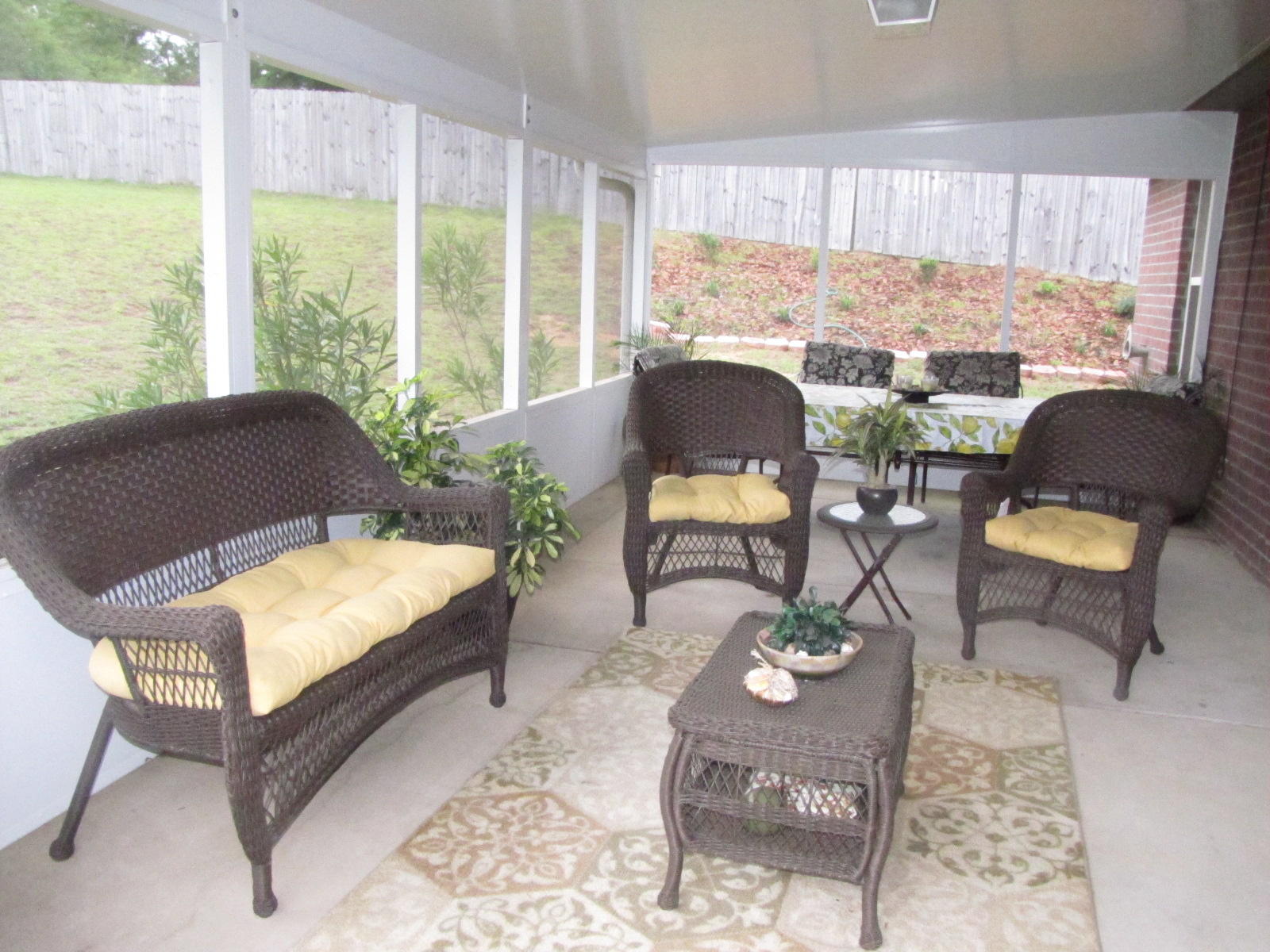 SILVER SPRINGS EST - Residential Lease