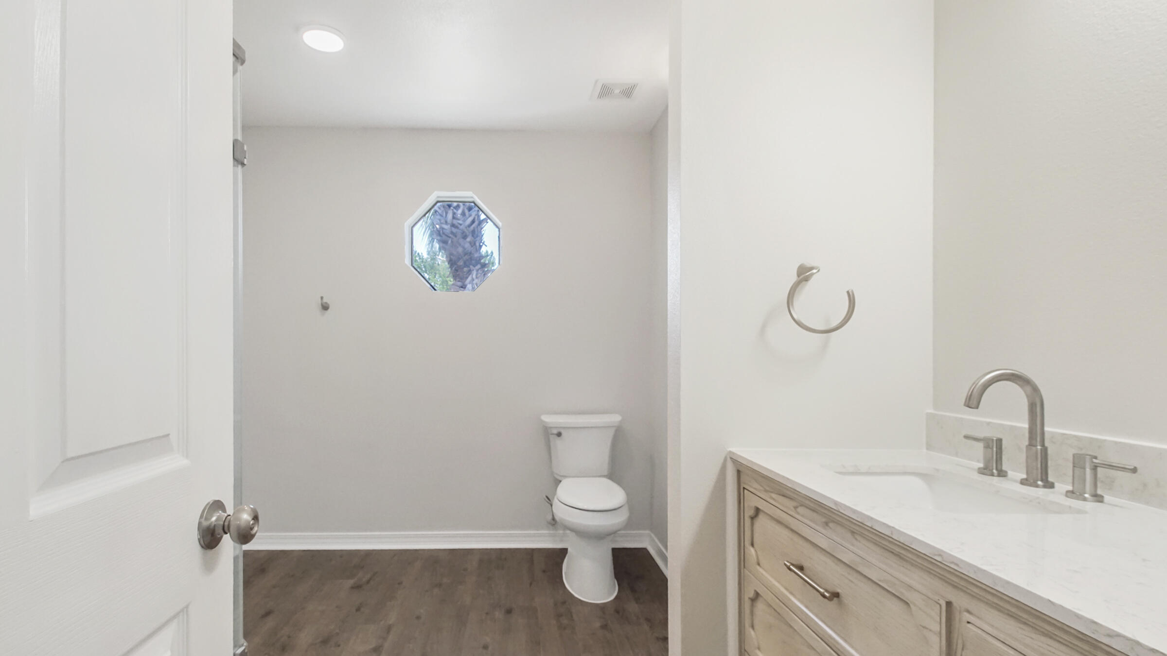 NO RECORDED SUBDIVISION - Residential Lease