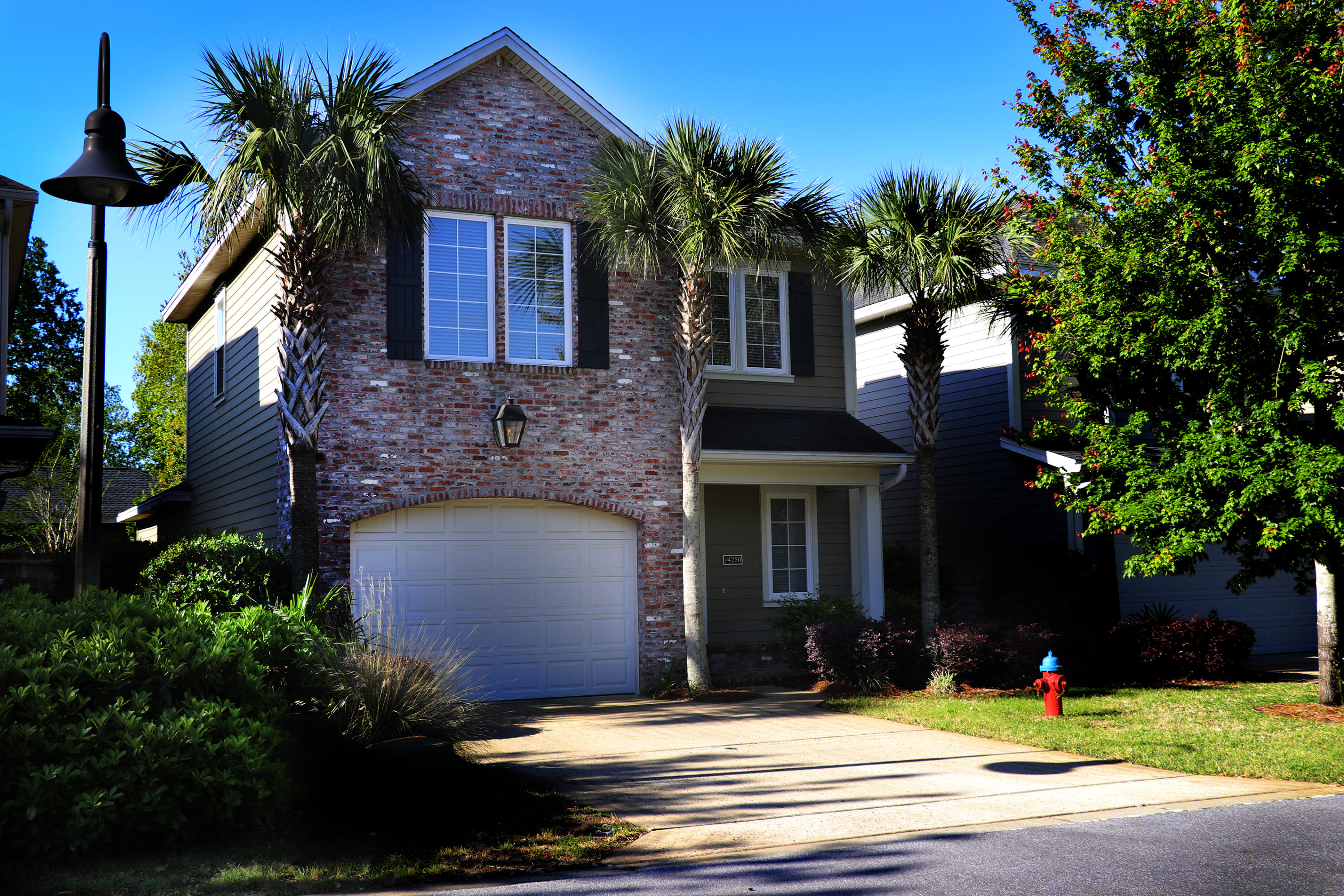 MARINA LANDING - Residential