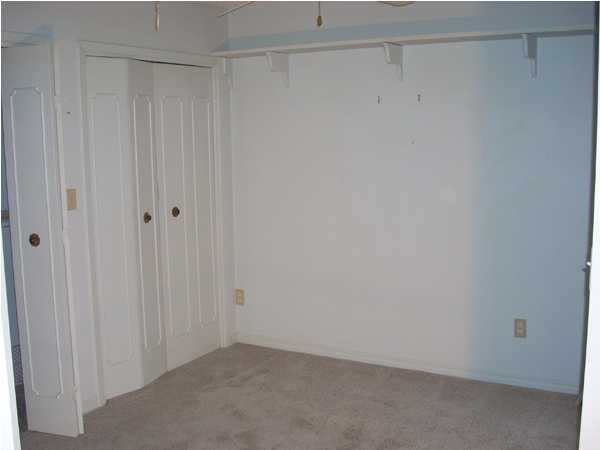 MOSSEY COVE T/H - Residential Lease