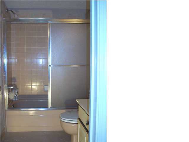 MOSSEY COVE T/H - Residential Lease