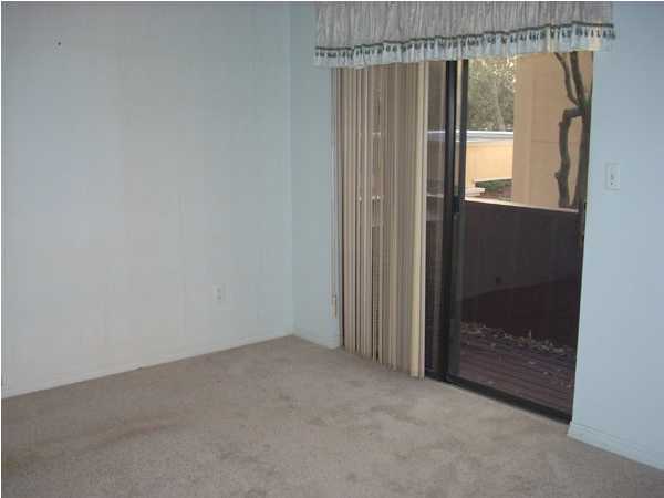 MOSSEY COVE T/H - Residential Lease