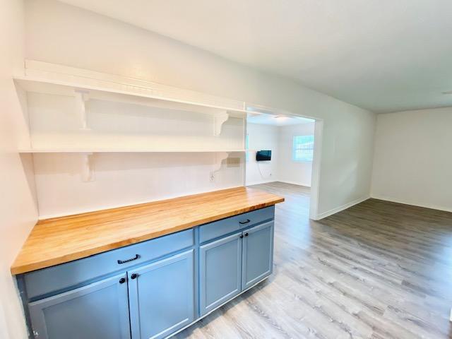 OAKLAND HEIGHTS - Residential Lease