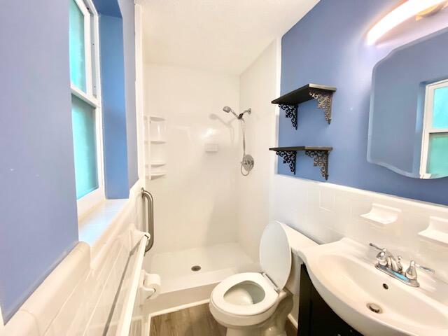 OAKLAND HEIGHTS - Residential Lease