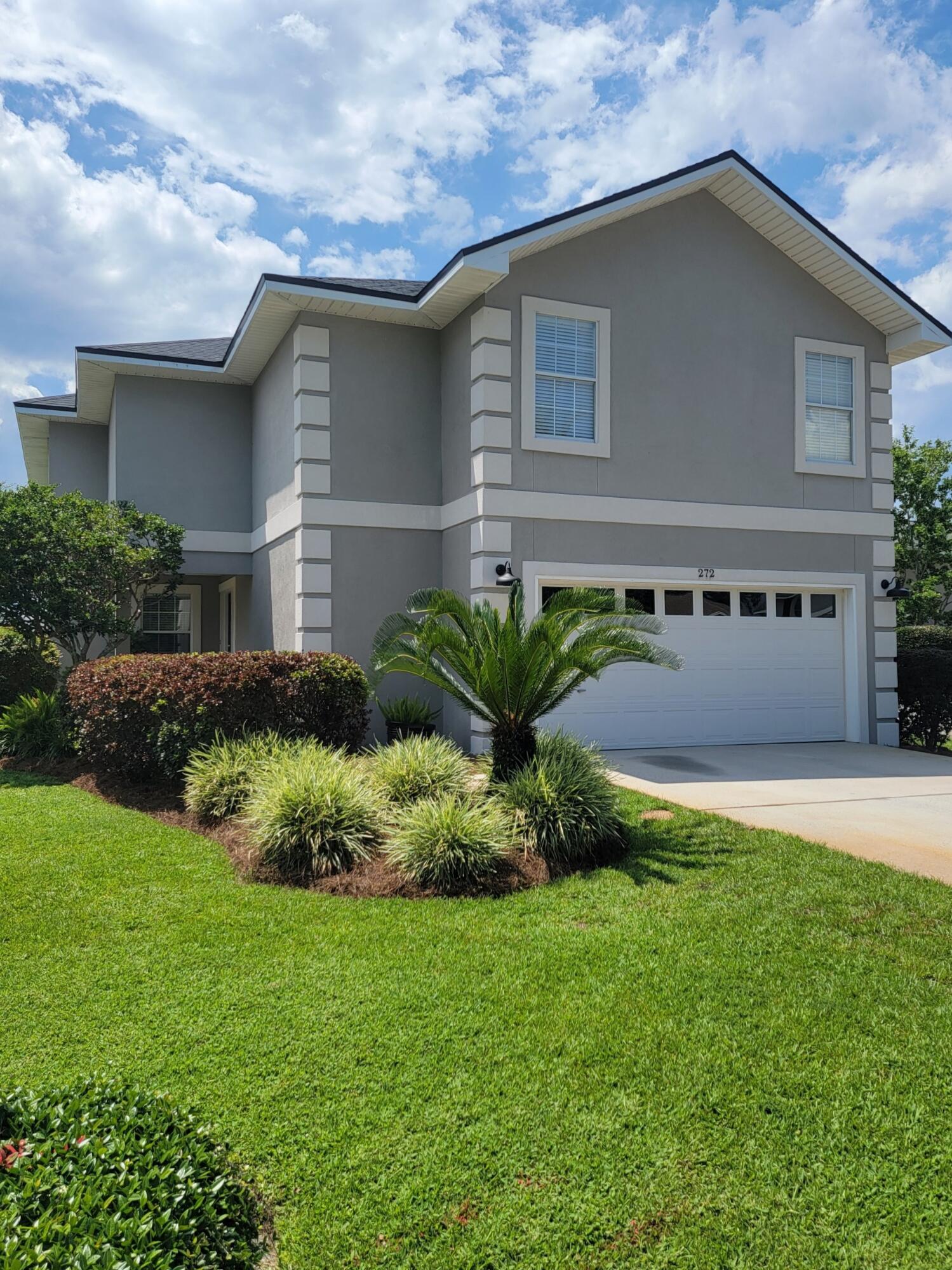 EMERALD LAKES PH 1 - Residential