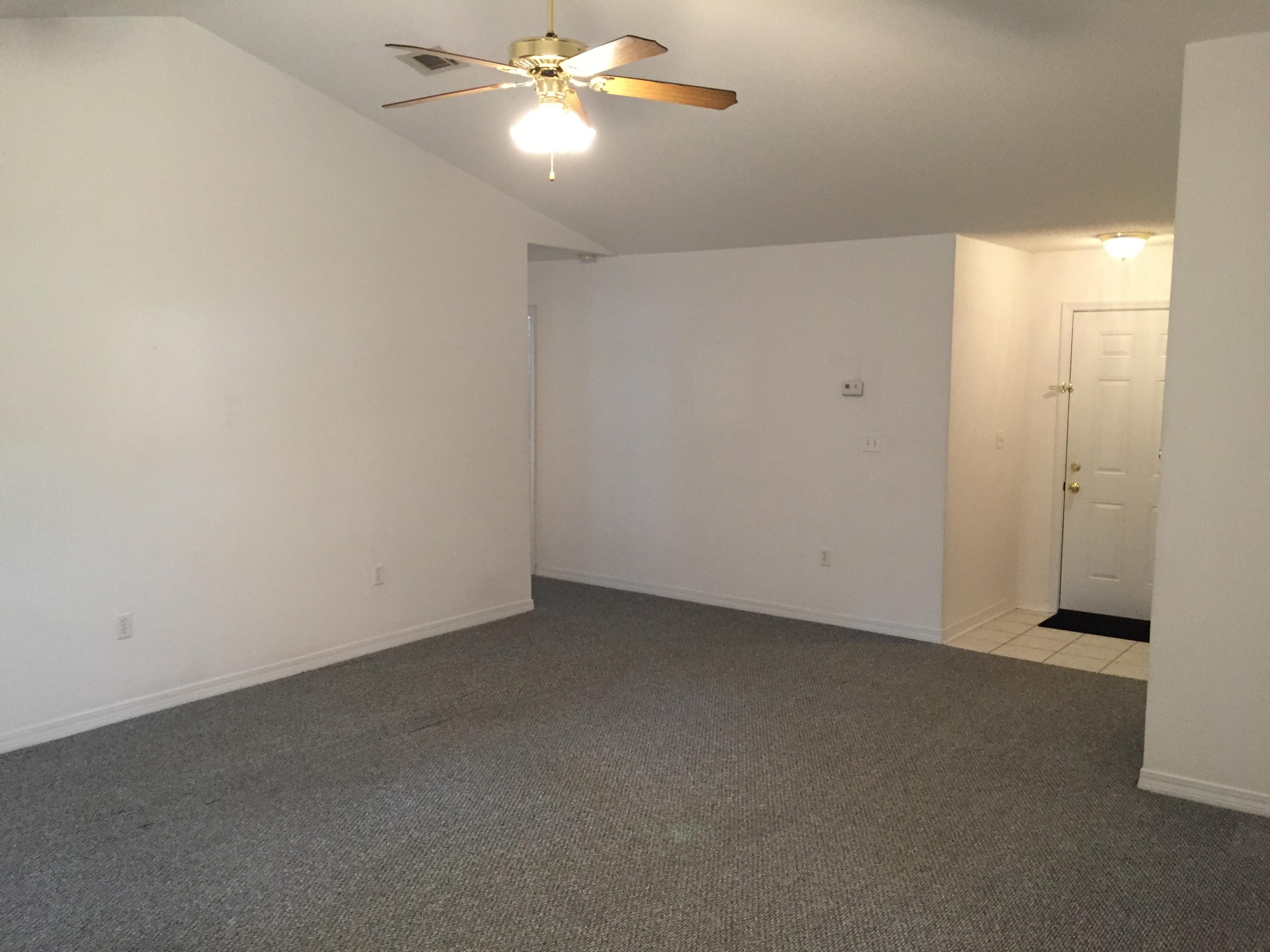 OAKDALE MINI FARMS - Residential Lease