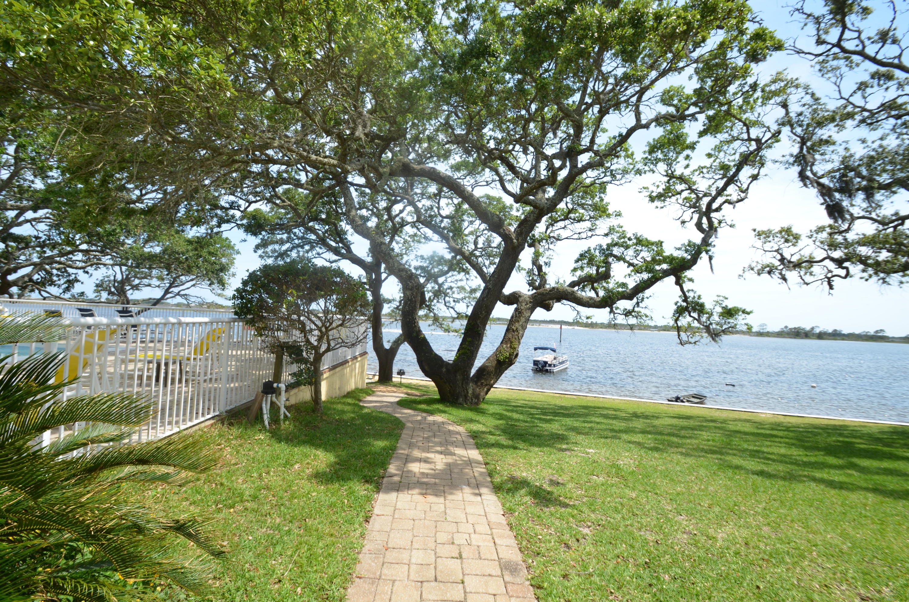CEDARS CONDO - Residential Lease