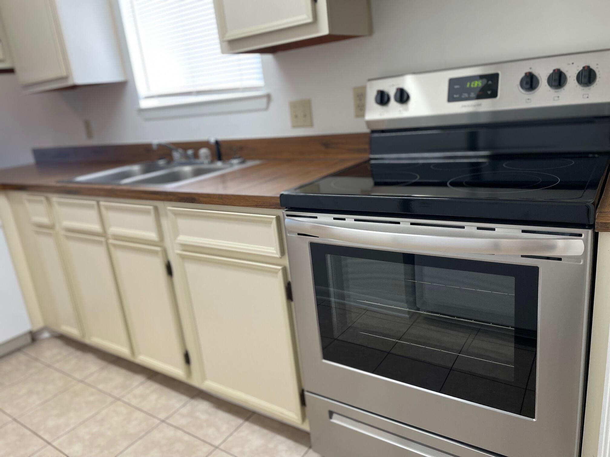 UNRECORDED SUBDIVISION - Residential Lease