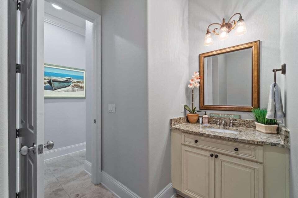 VILLA LAGO - Residential Lease
