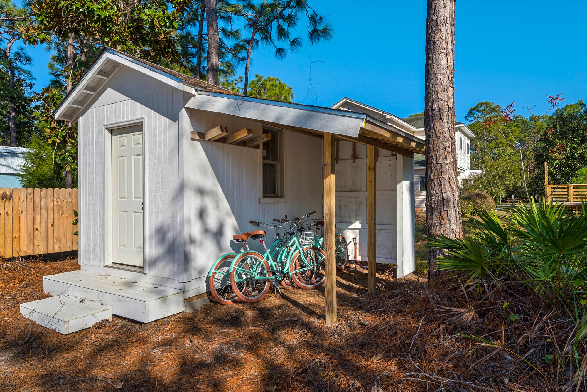 GULF SHORE MANOR - Residential