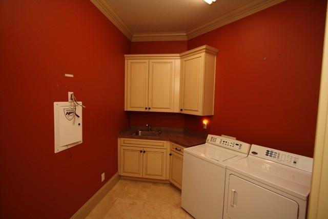 BURNT PINE - Residential Lease
