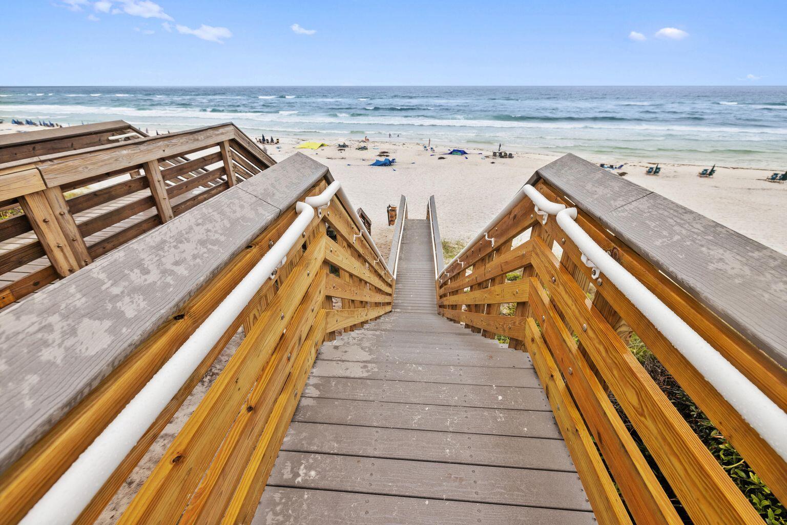 HIDDEN BEACH VILLAS CONDO - Residential