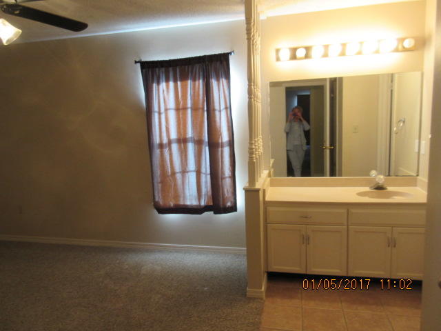 COUNTRYVIEW ESTATES - Residential Lease