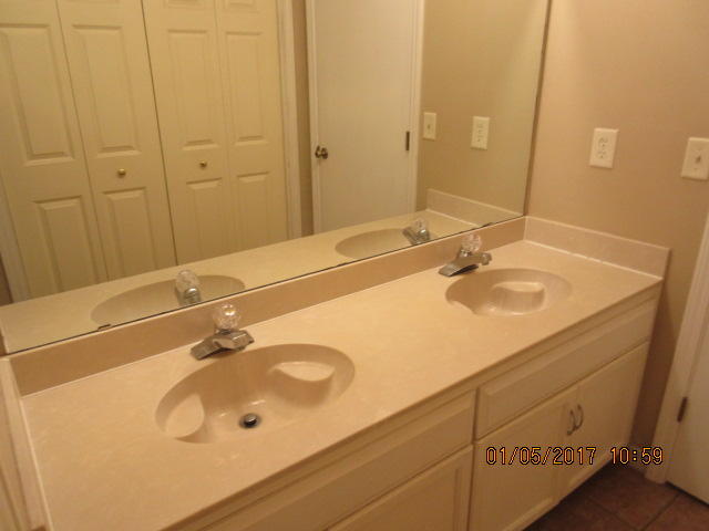 COUNTRYVIEW ESTATES - Residential Lease