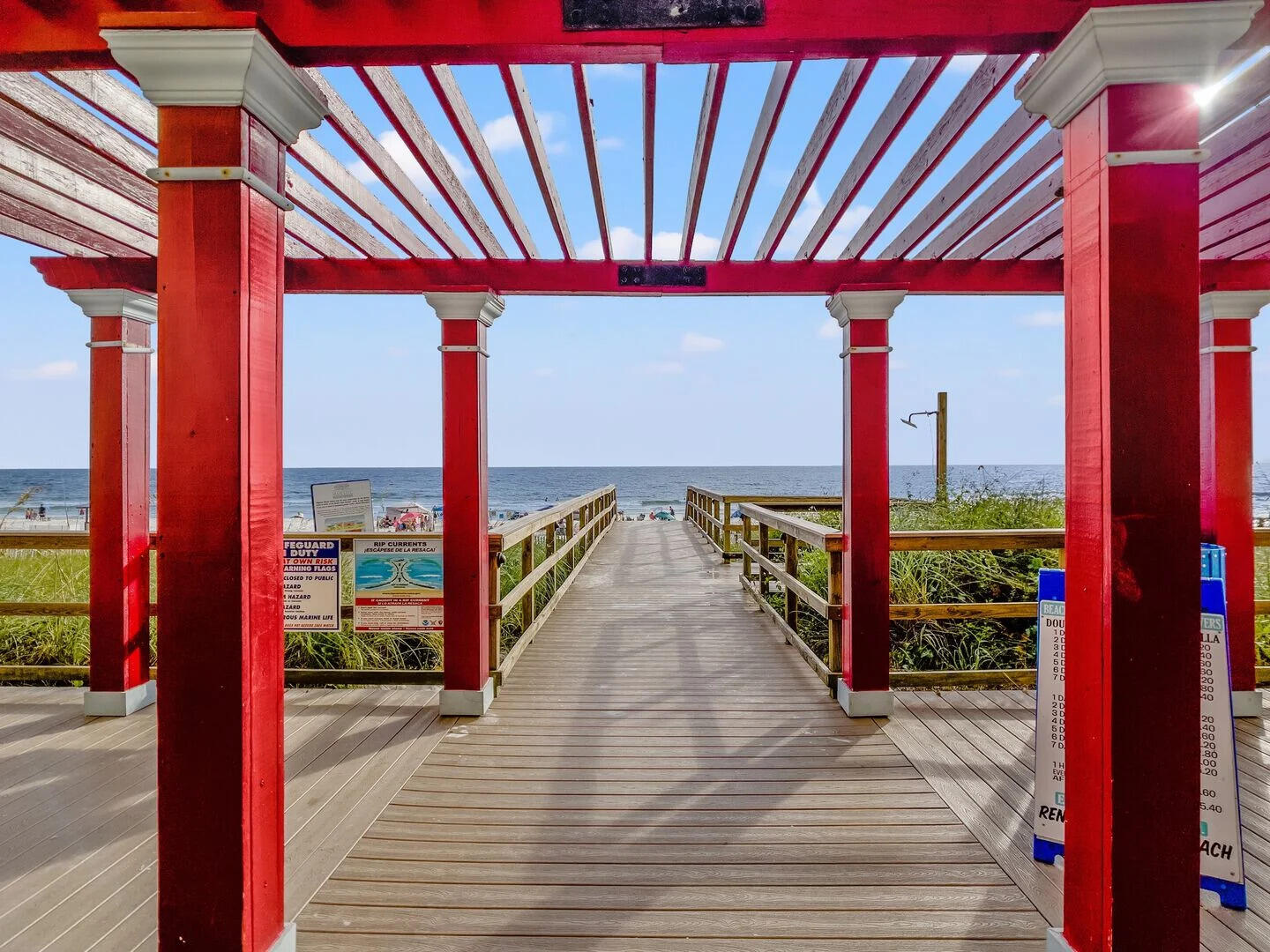 MAJESTIC BEACH TOWERS I - Residential