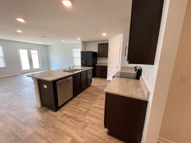 Redstone Commons - Residential Lease
