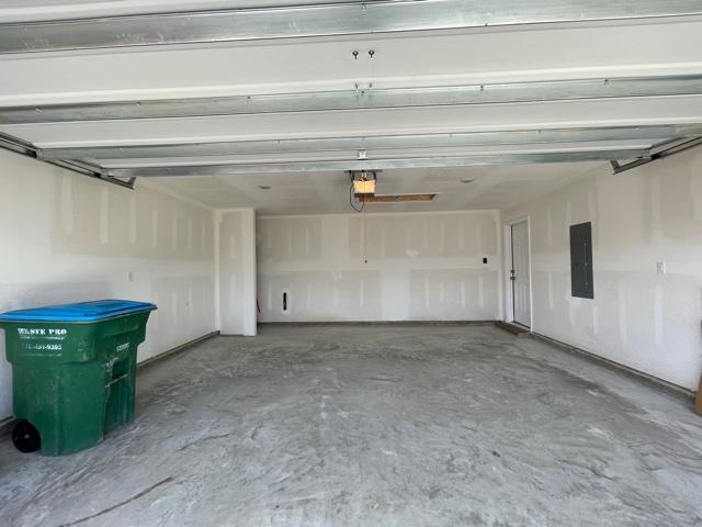 Redstone Commons - Residential Lease