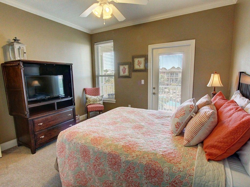 VILLAGES OF CRYSTAL BEACH - Residential