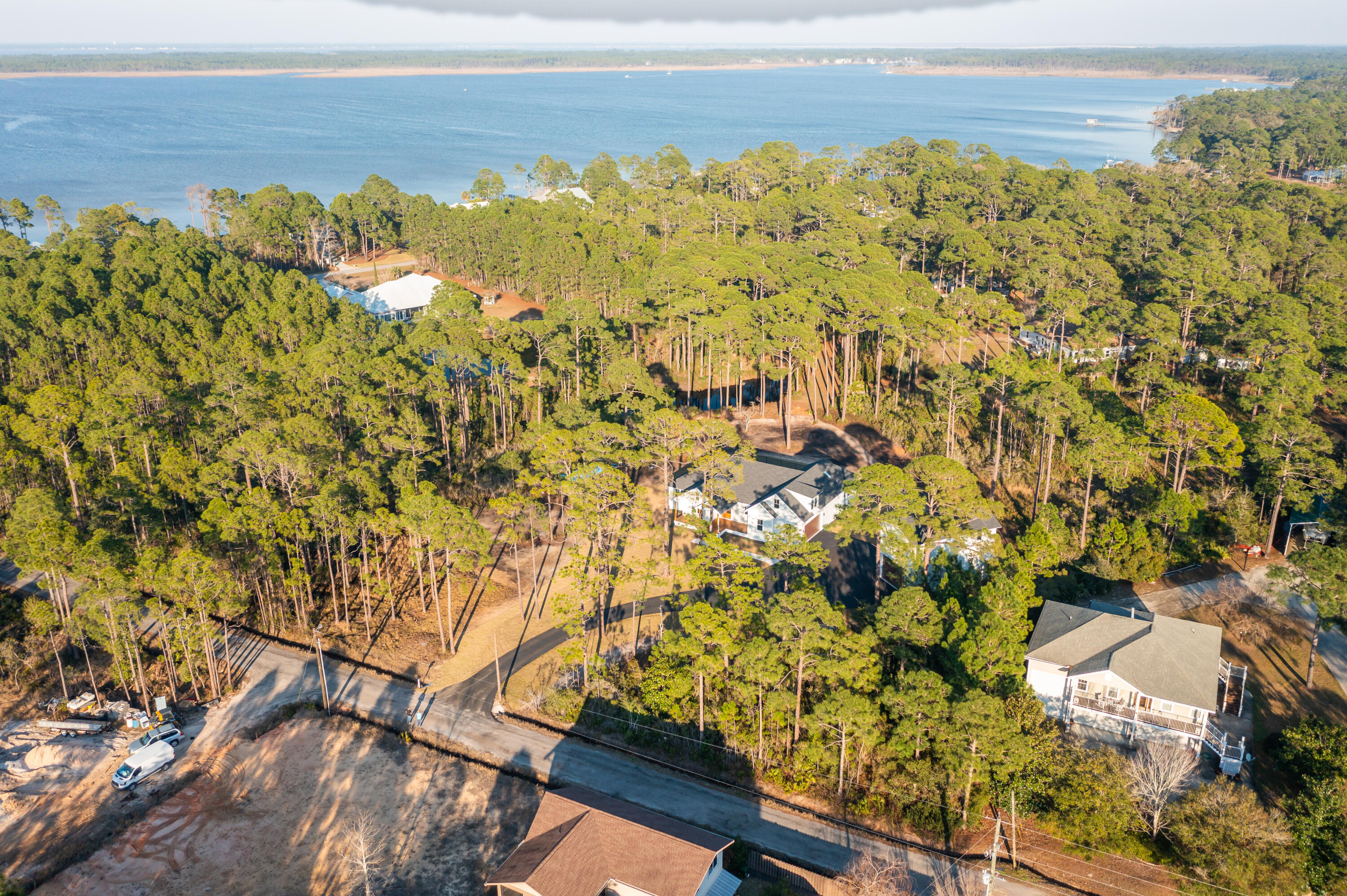 WOODLAND BAYOU ESTATES - Residential