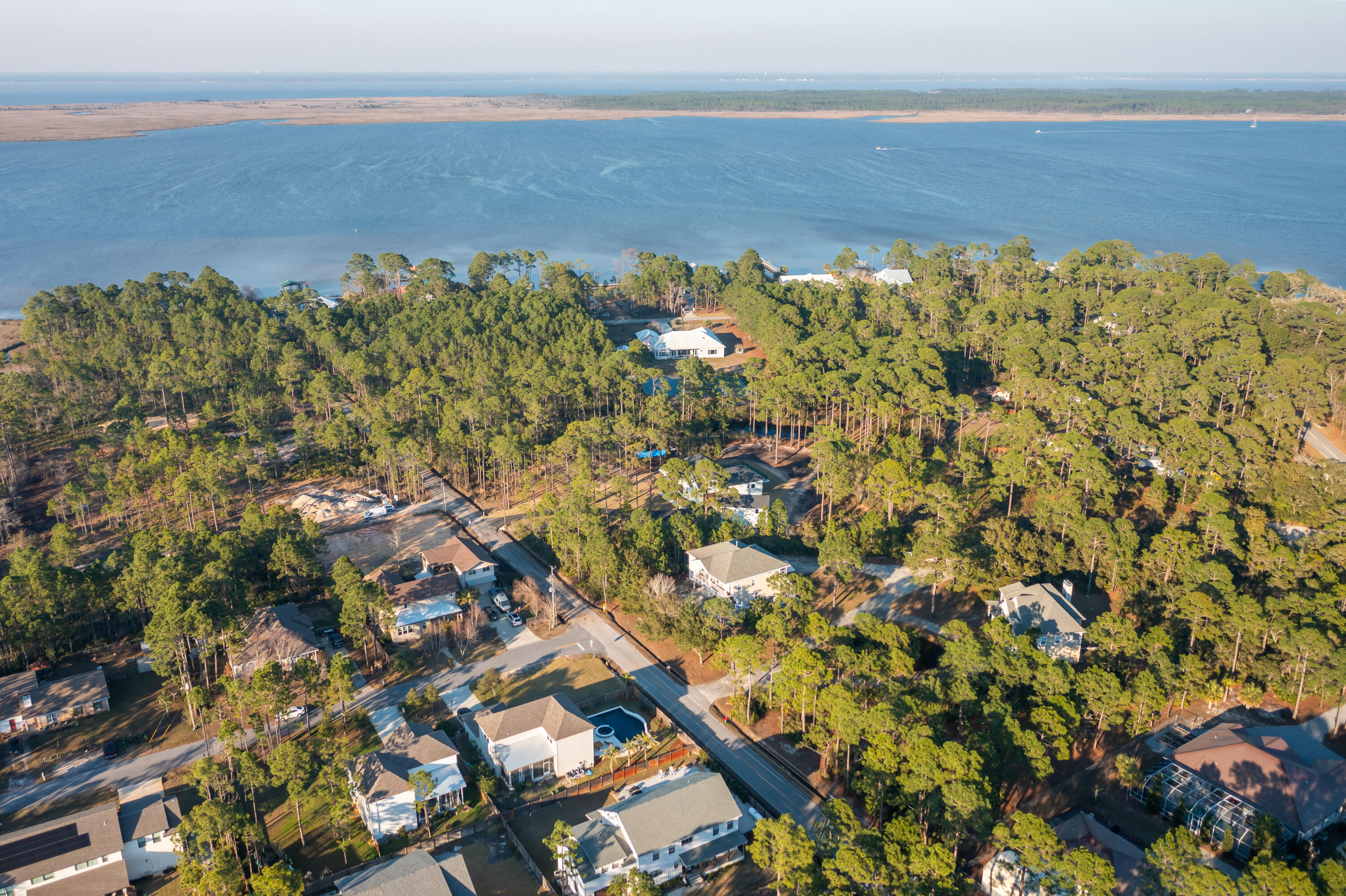 WOODLAND BAYOU ESTATES - Residential