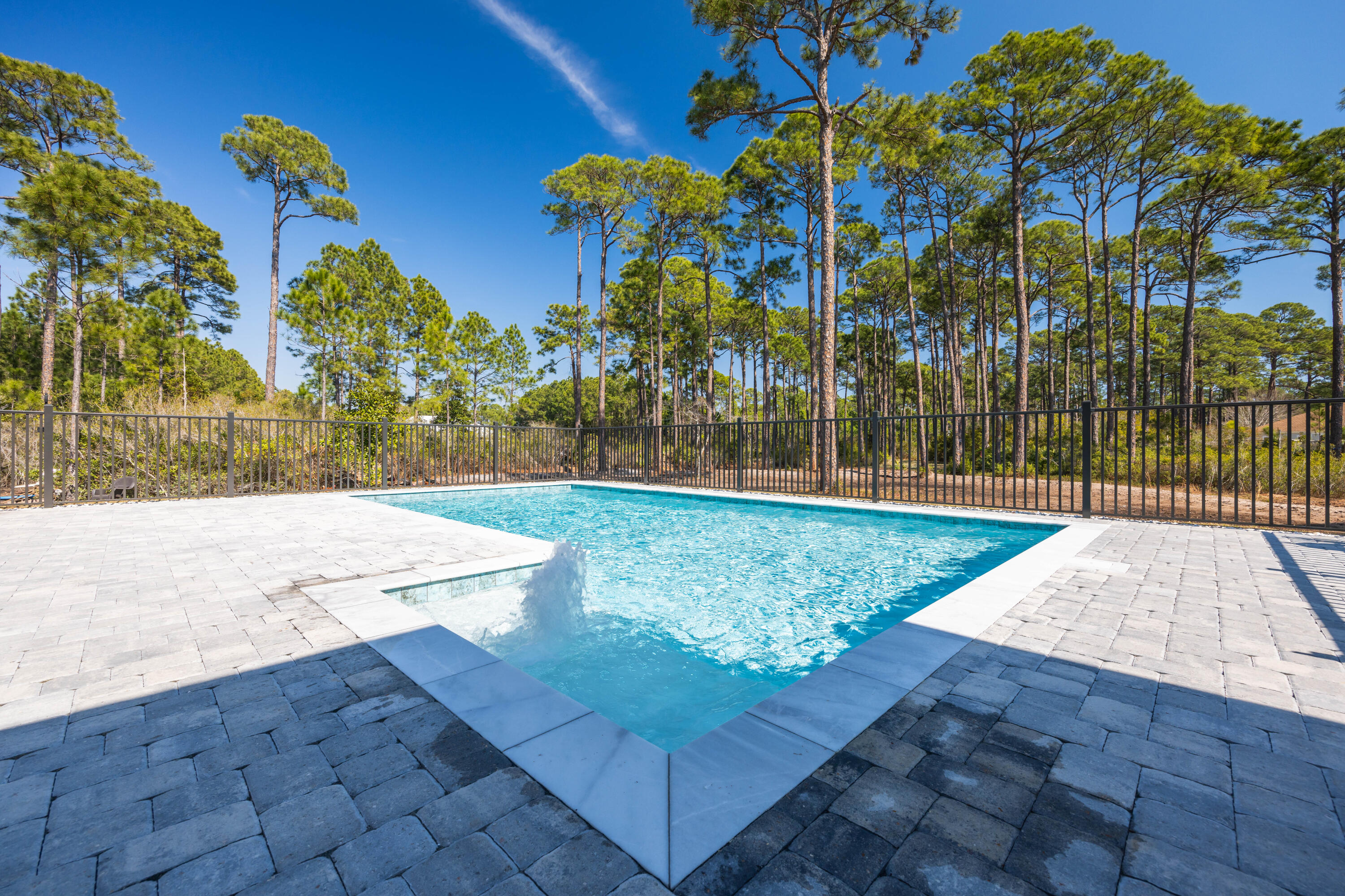 WOODLAND BAYOU ESTATES - Residential