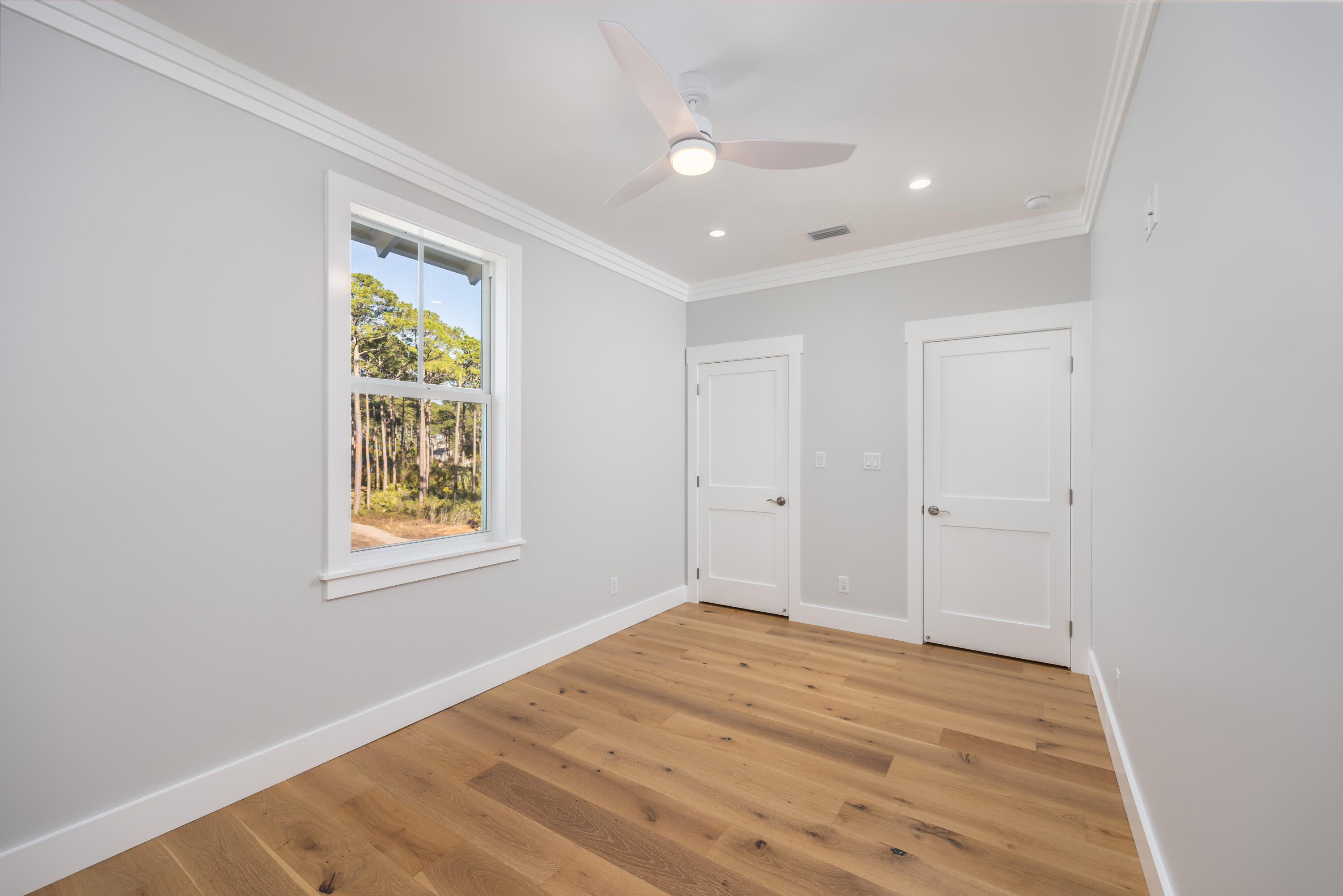WOODLAND BAYOU ESTATES - Residential