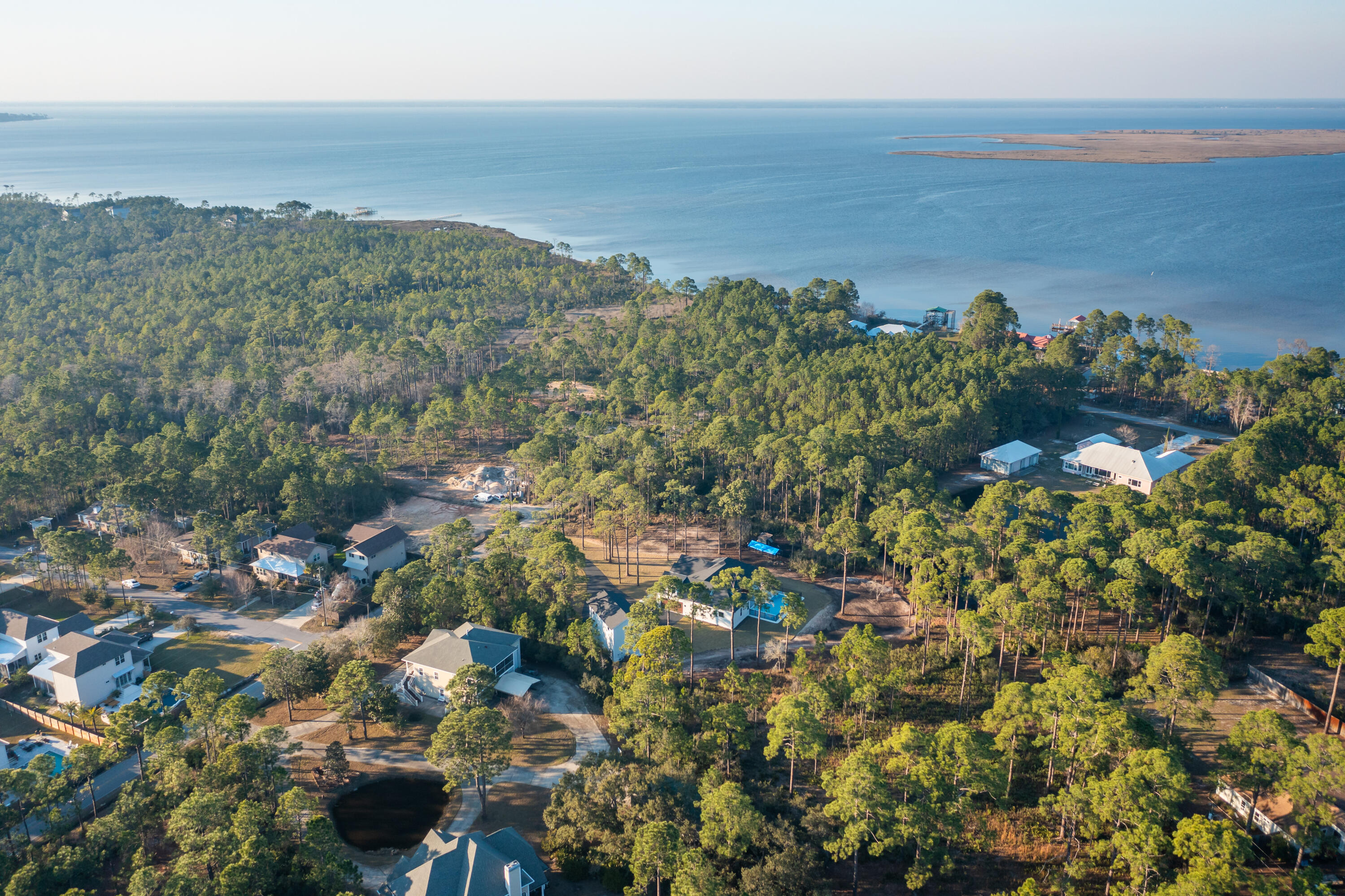 WOODLAND BAYOU ESTATES - Residential