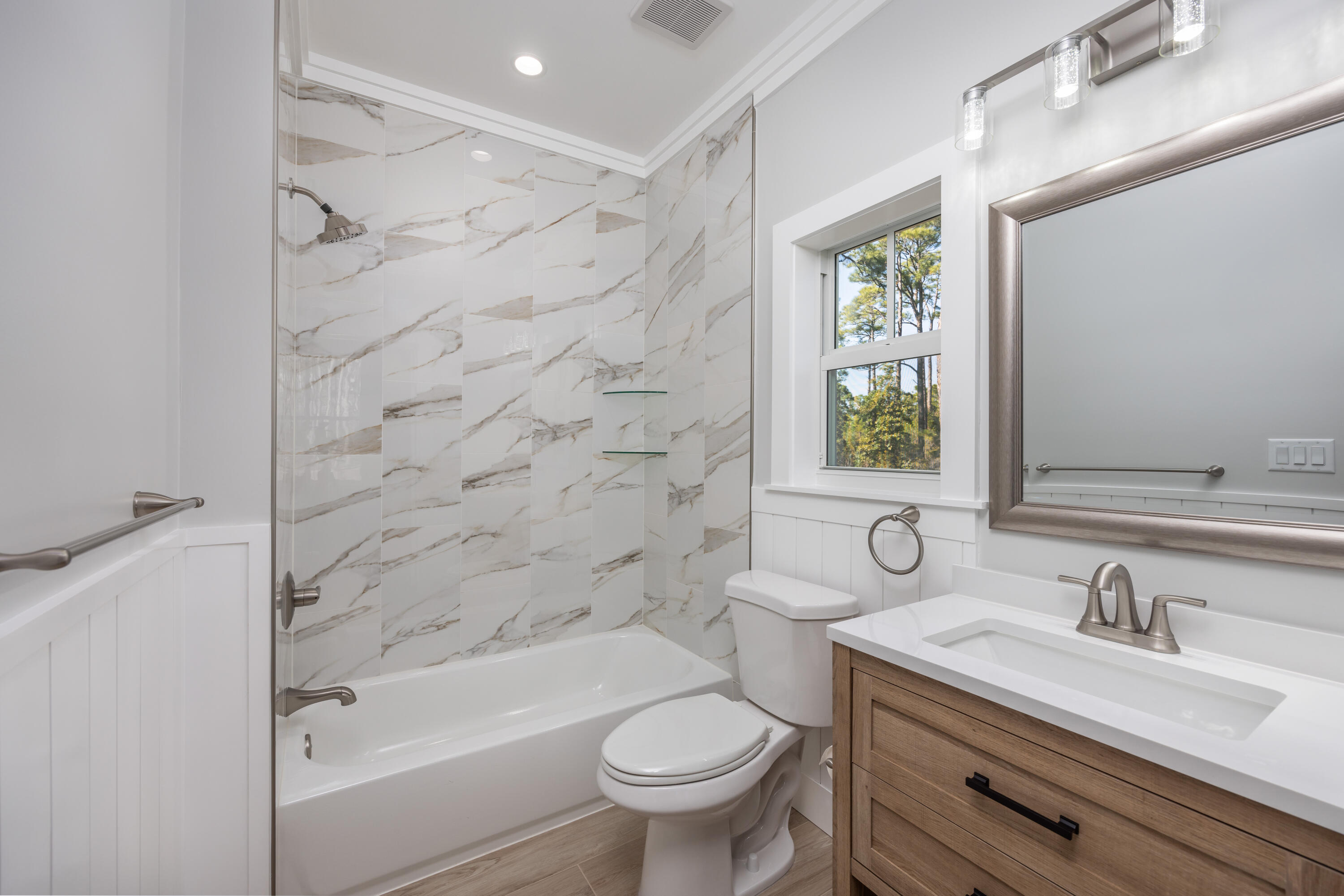 WOODLAND BAYOU ESTATES - Residential