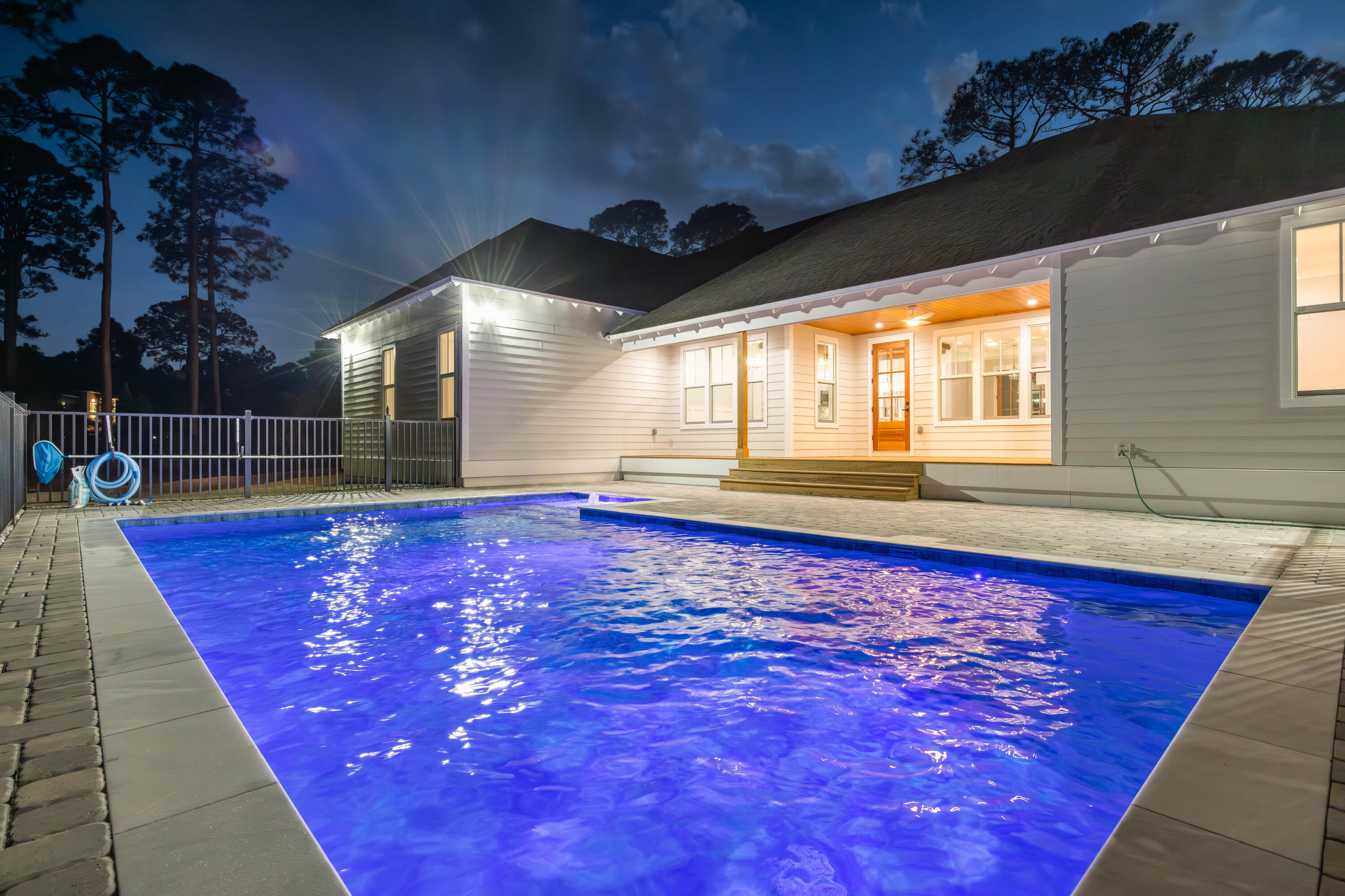 WOODLAND BAYOU ESTATES - Residential