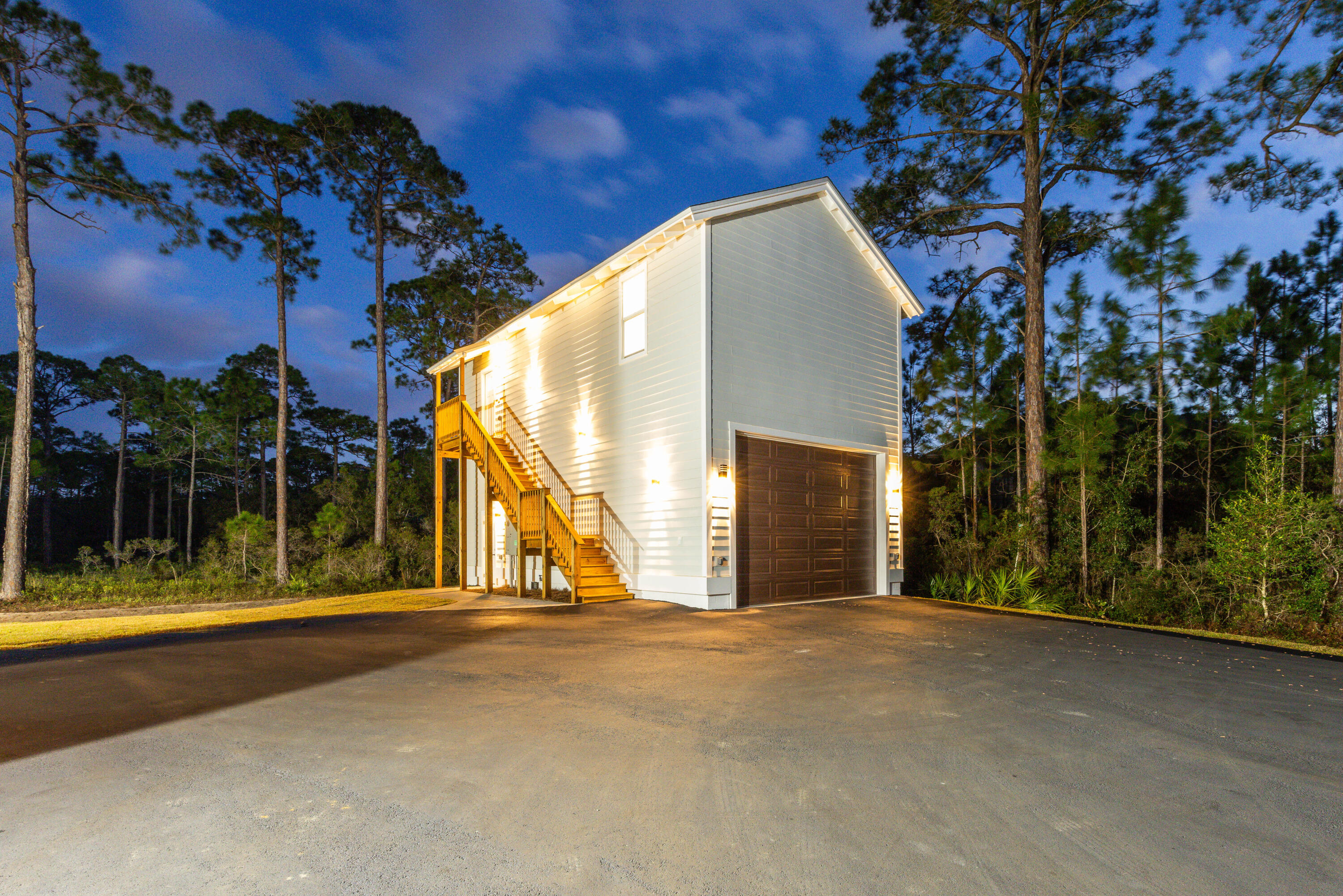 WOODLAND BAYOU ESTATES - Residential