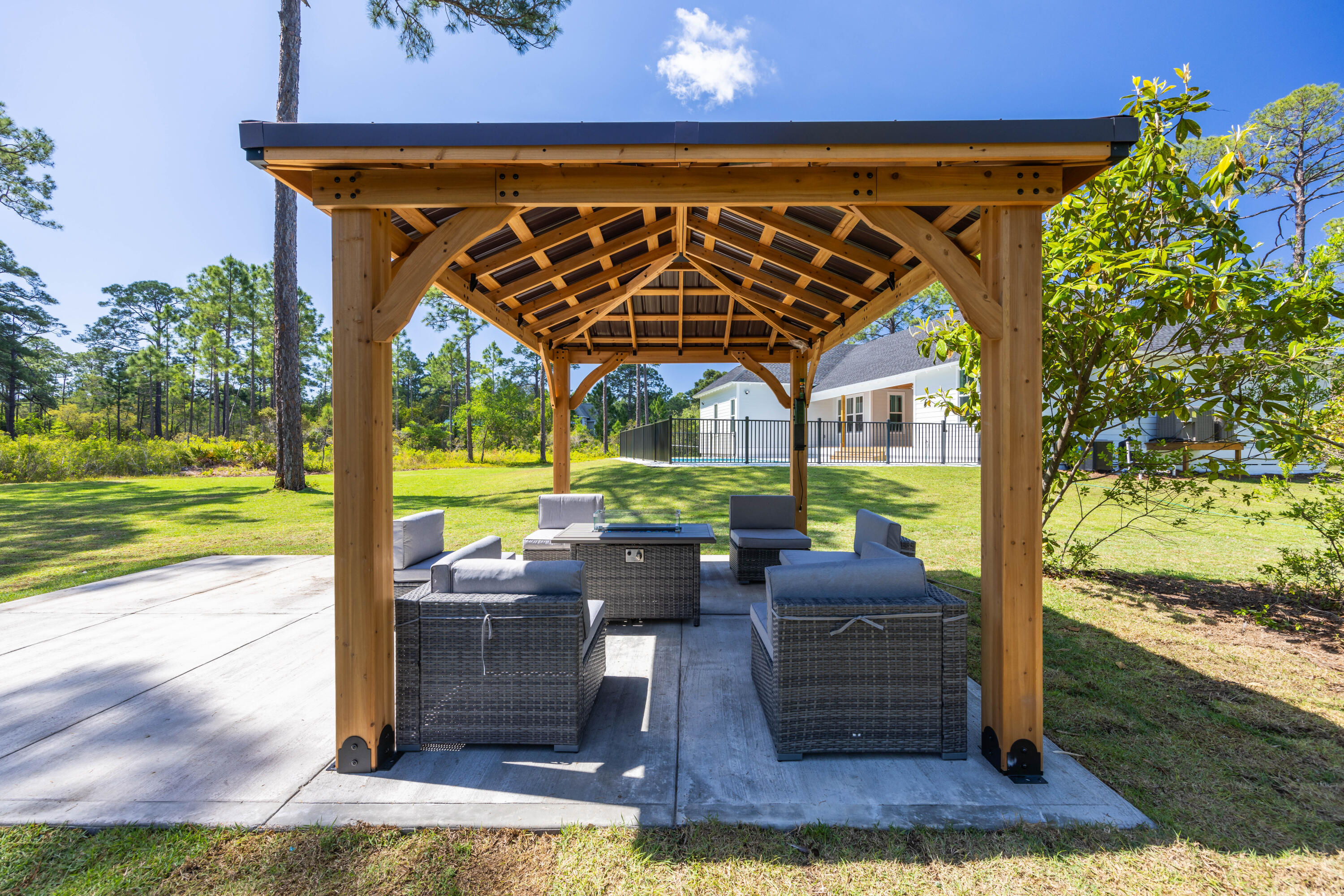 WOODLAND BAYOU ESTATES - Residential