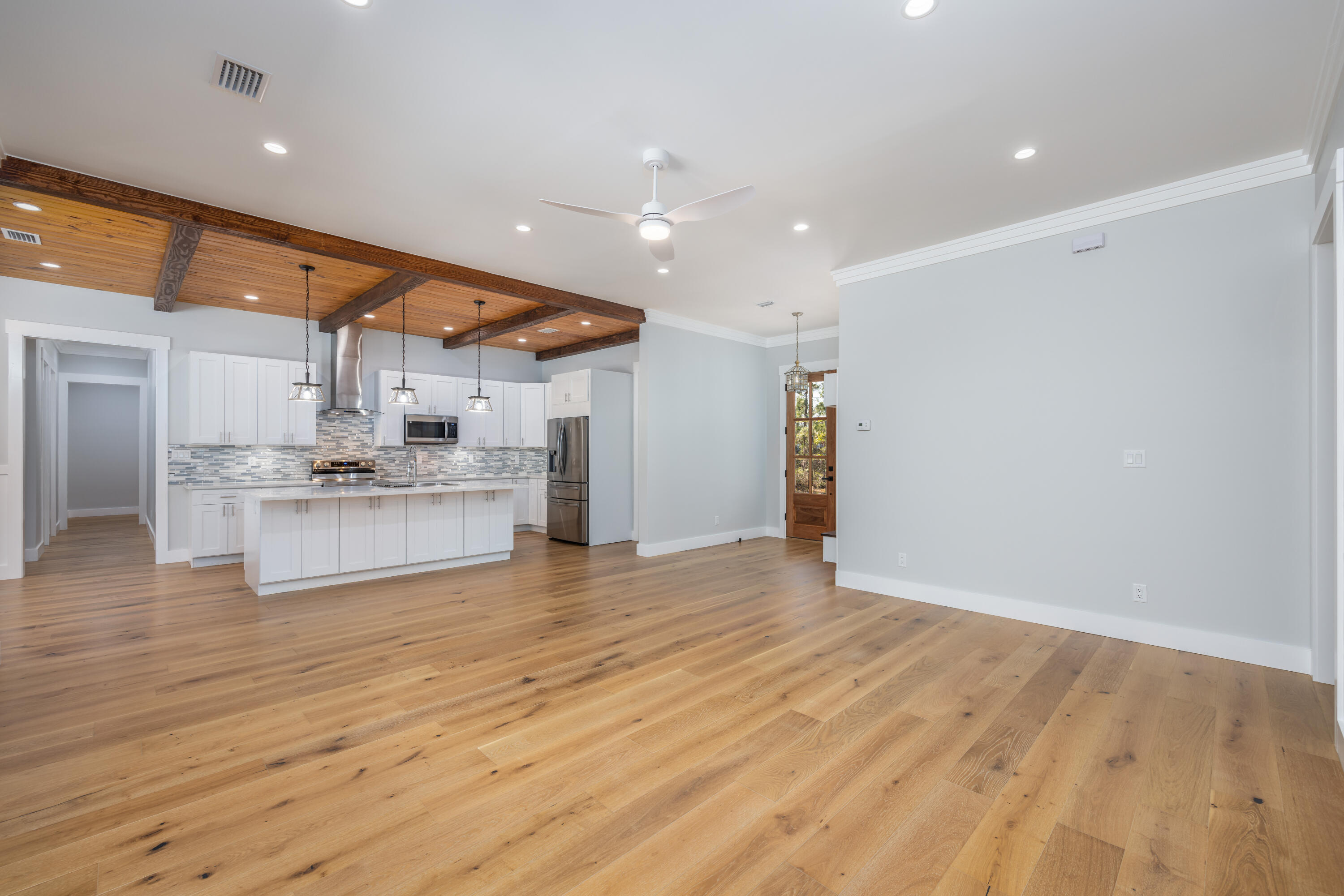 WOODLAND BAYOU ESTATES - Residential