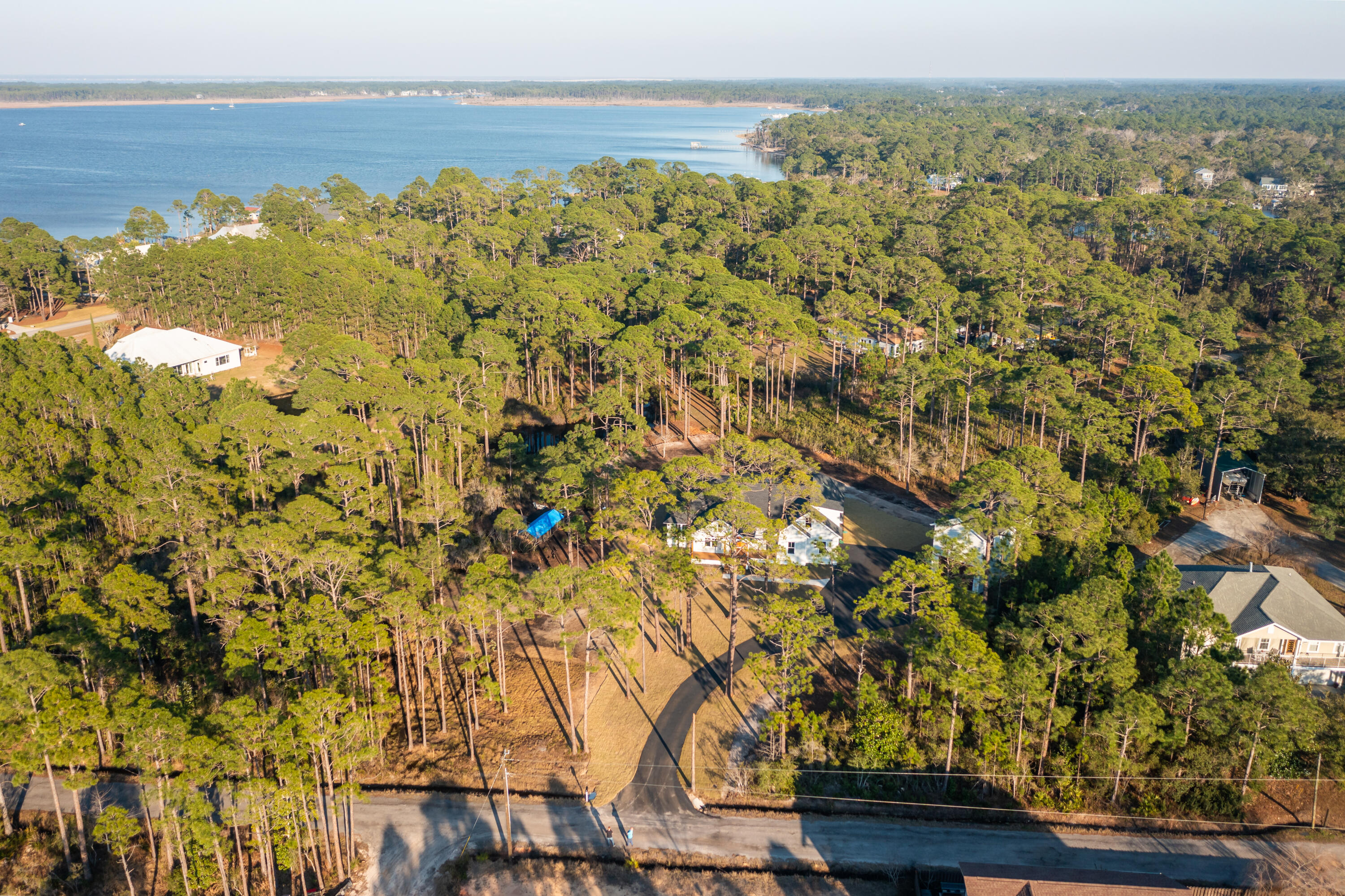 WOODLAND BAYOU ESTATES - Residential