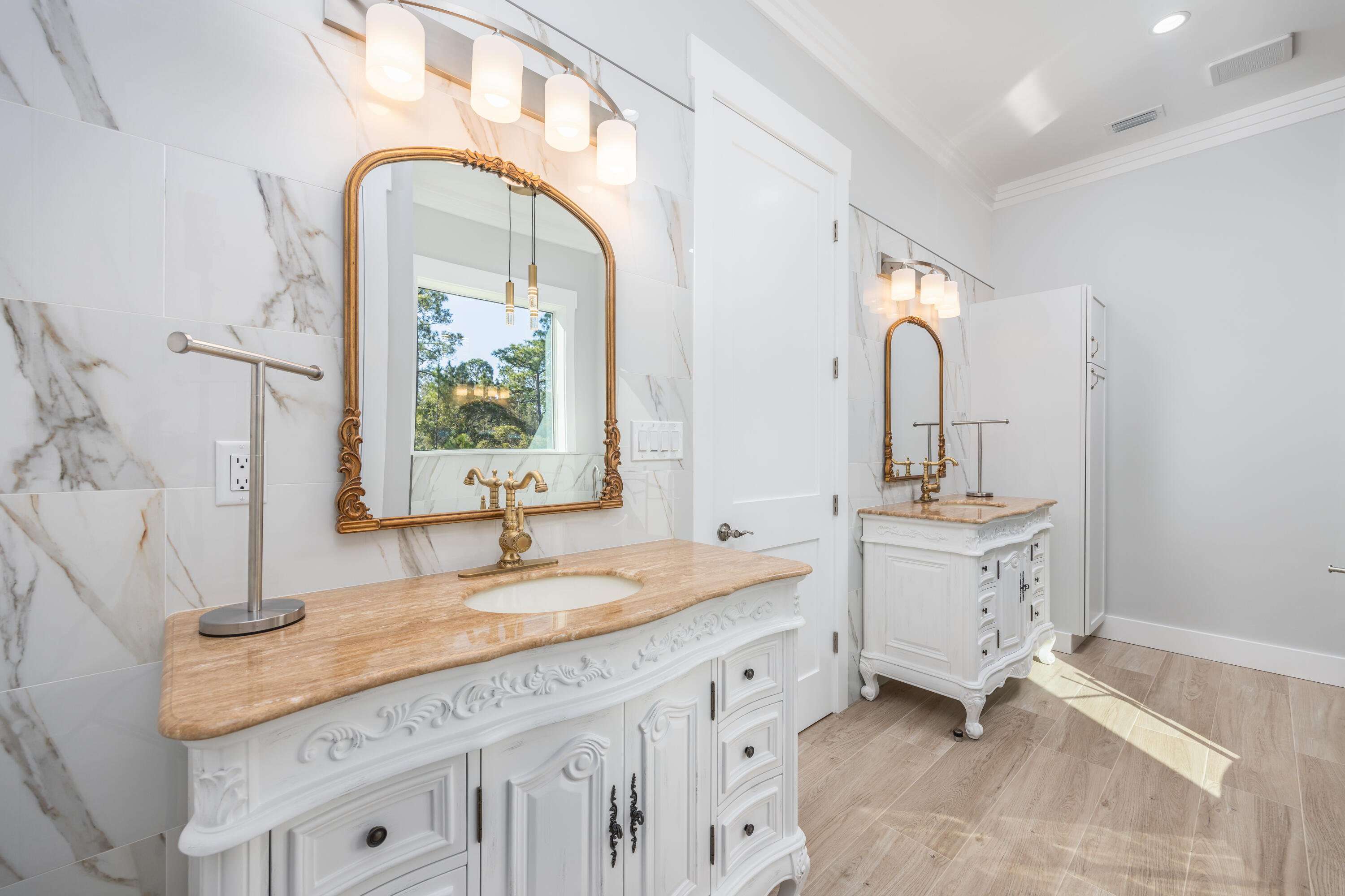 WOODLAND BAYOU ESTATES - Residential