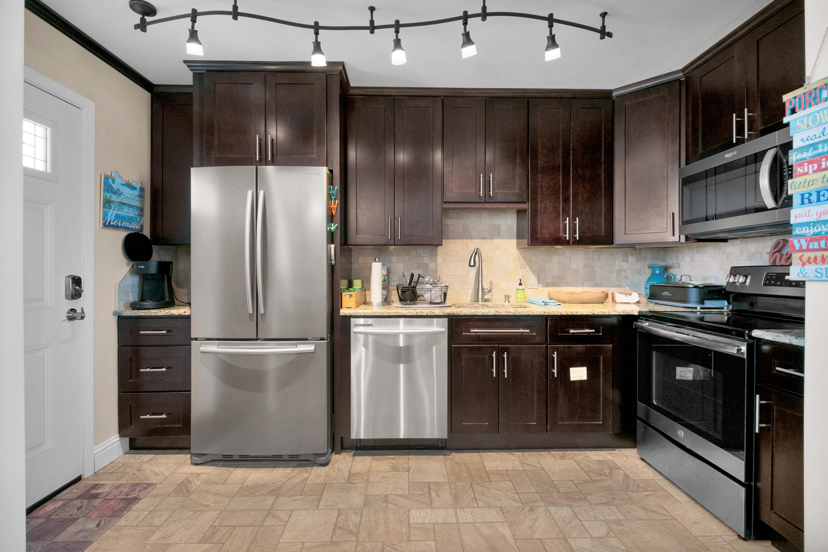 SEA PALM CONDO - Residential