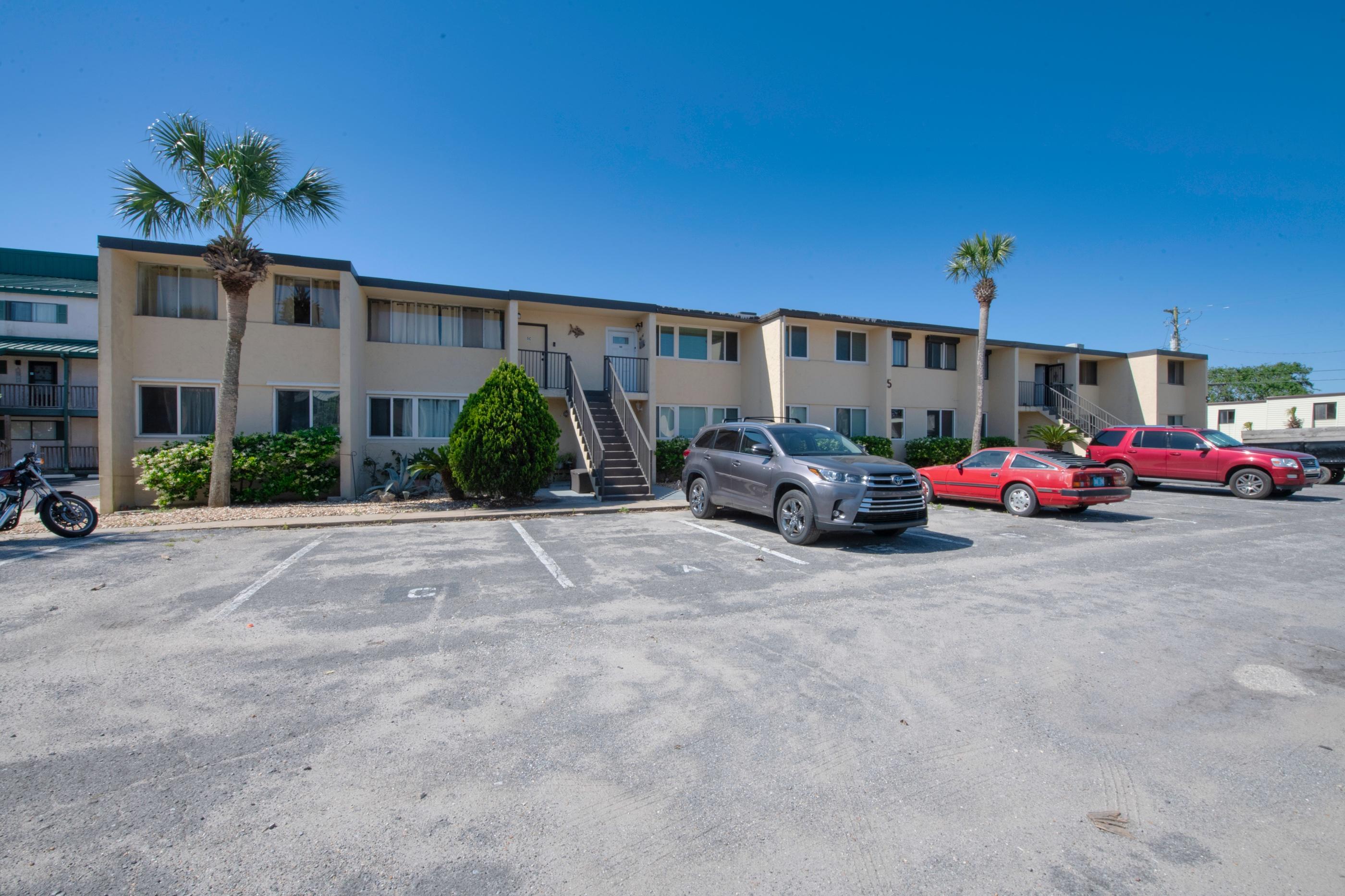 SEA PALM CONDO - Residential