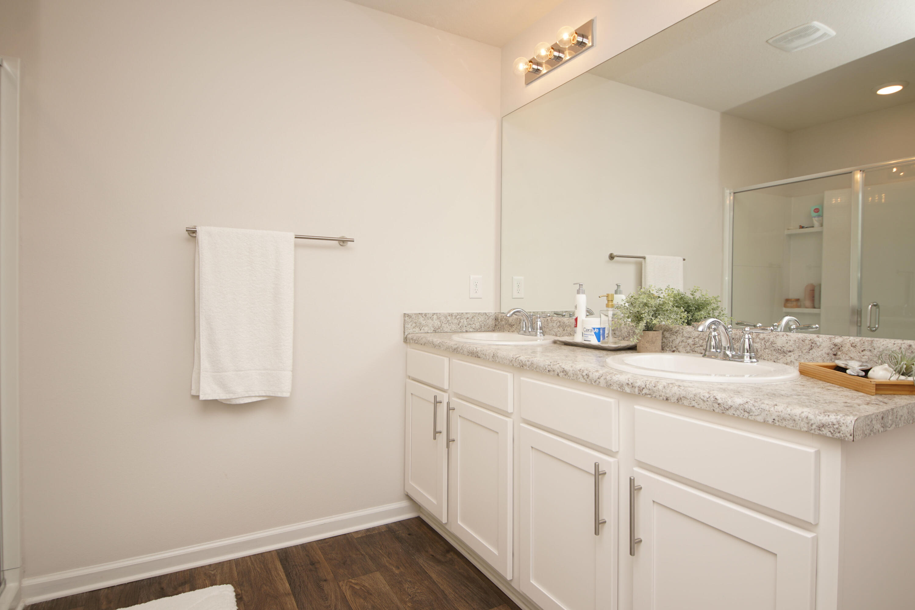 HAMMOCK BAY - MILL COTTAGES - Residential Lease