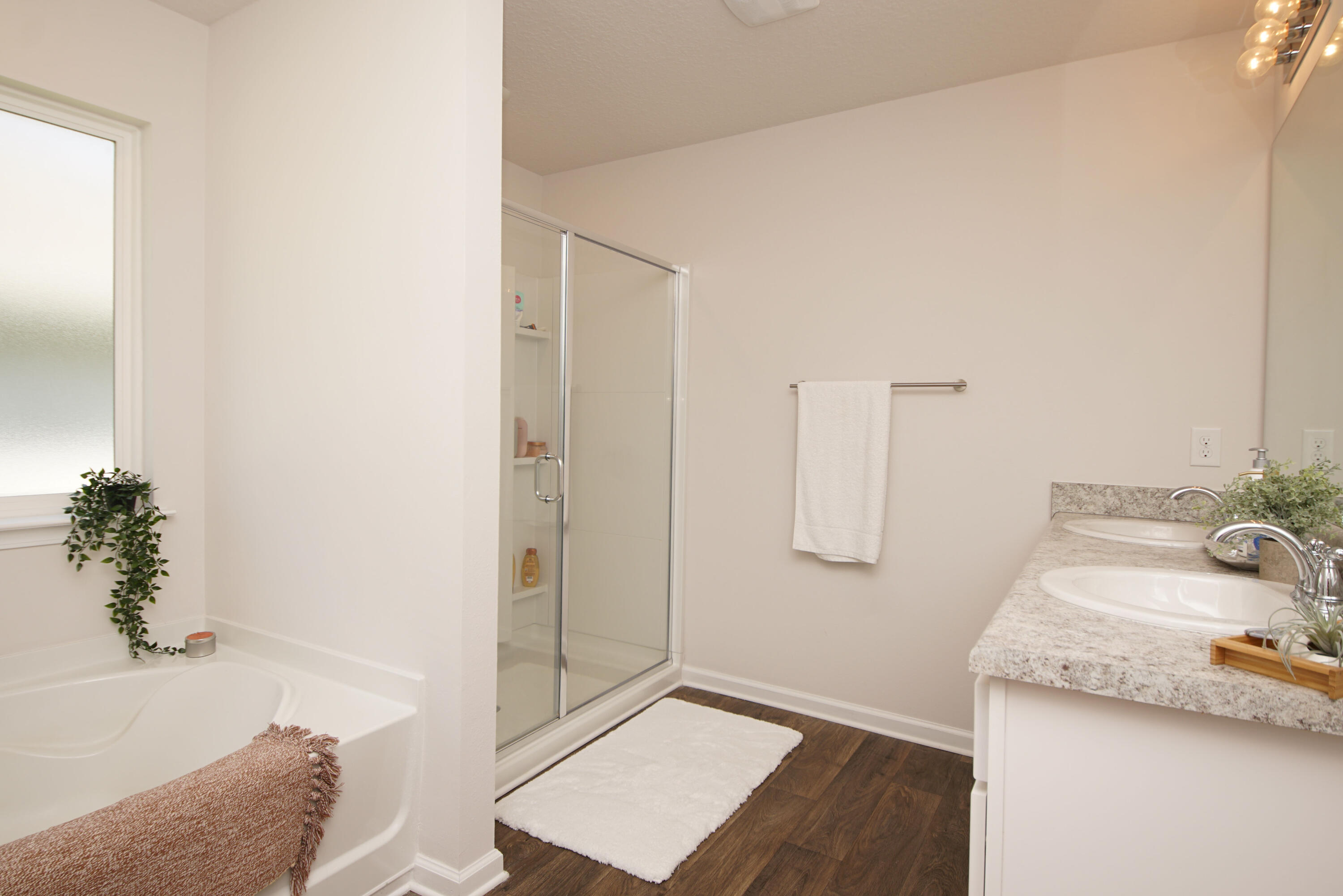 HAMMOCK BAY - MILL COTTAGES - Residential Lease
